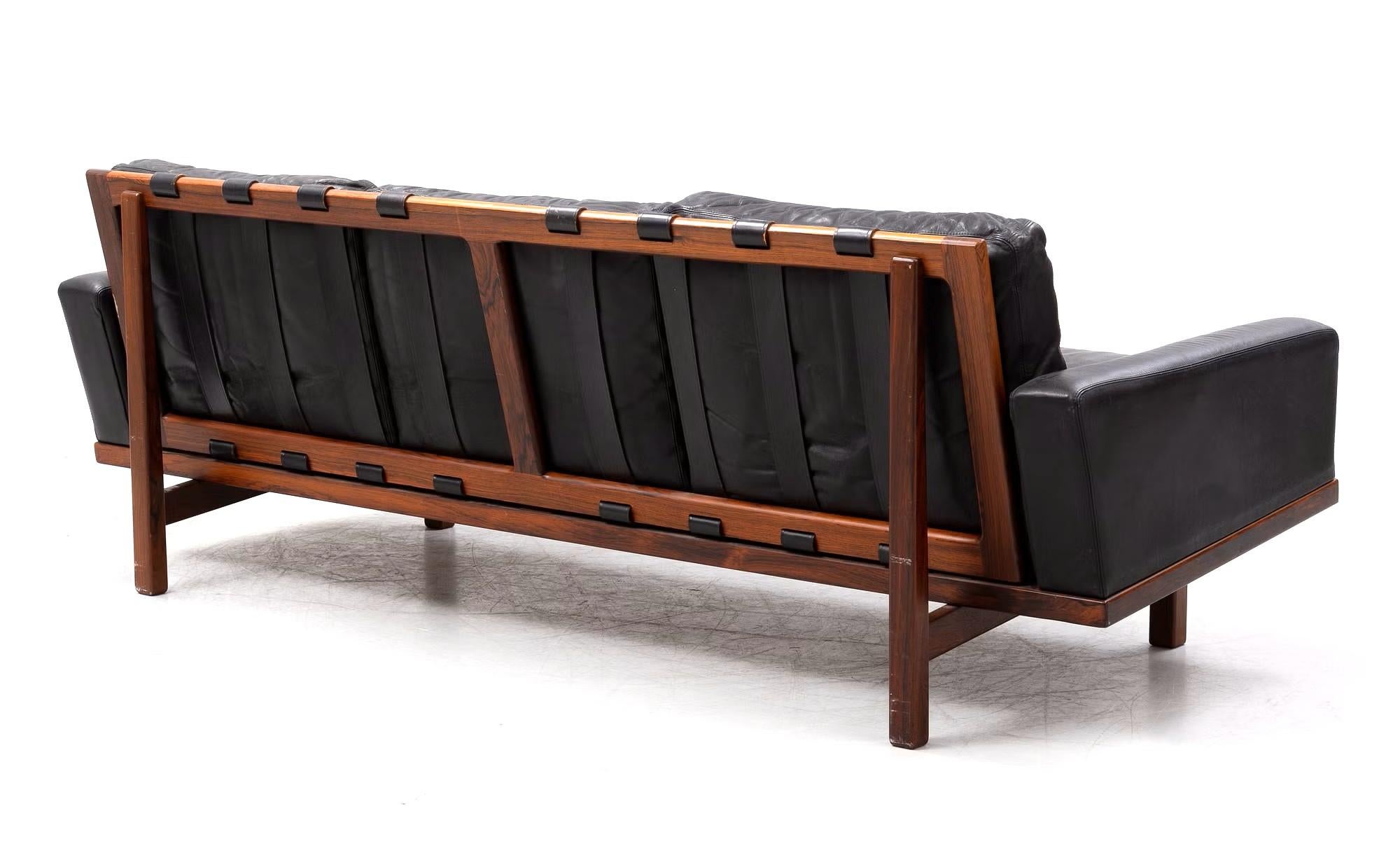 Swedish Sofa Tornado by Eric Merthen For Sale