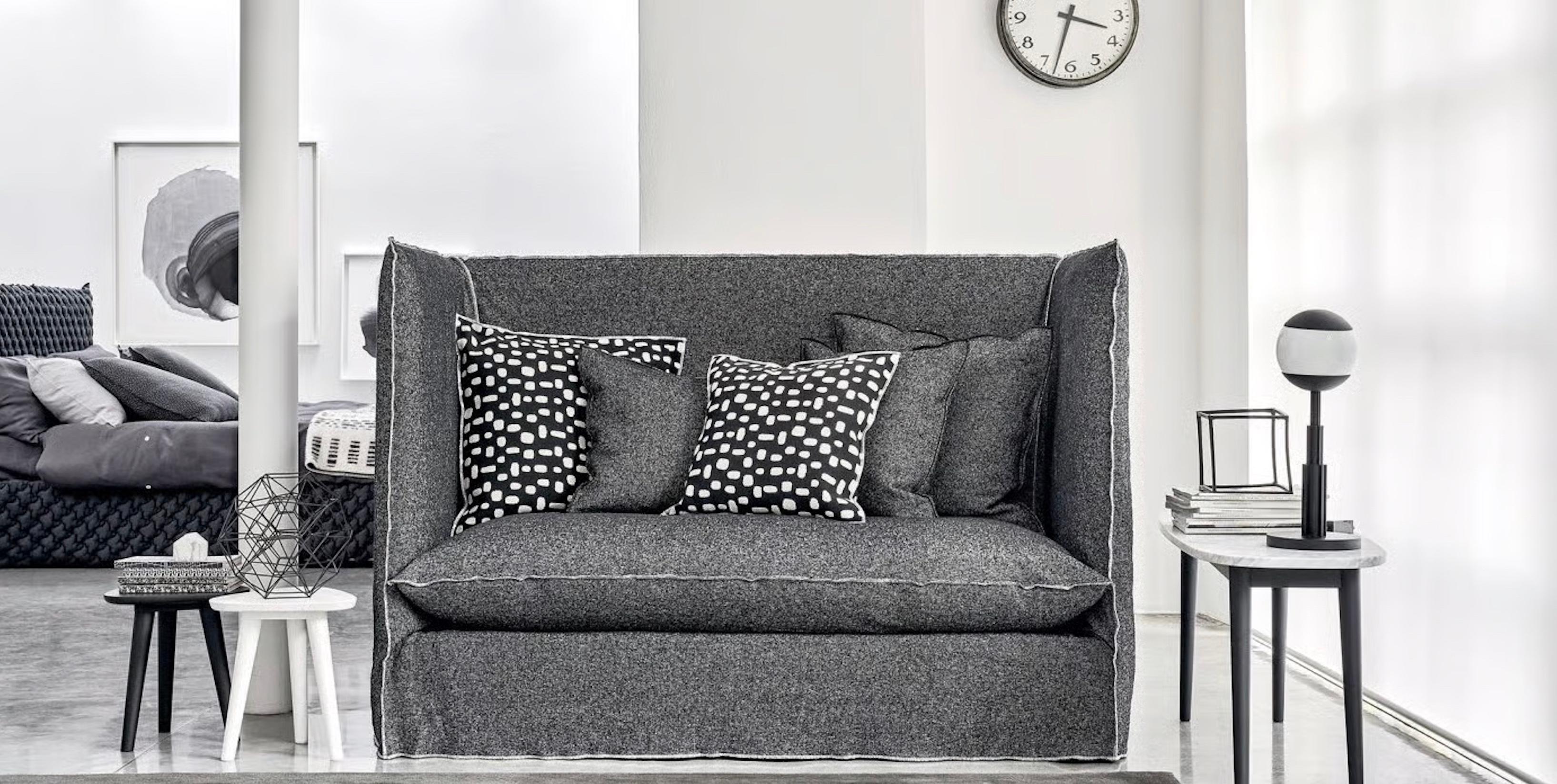 Sofa mit hoher Rückenlehne Gervasoni Ghost 18 design Paola Navone - Weißes Leinen (Italian) im Angebot