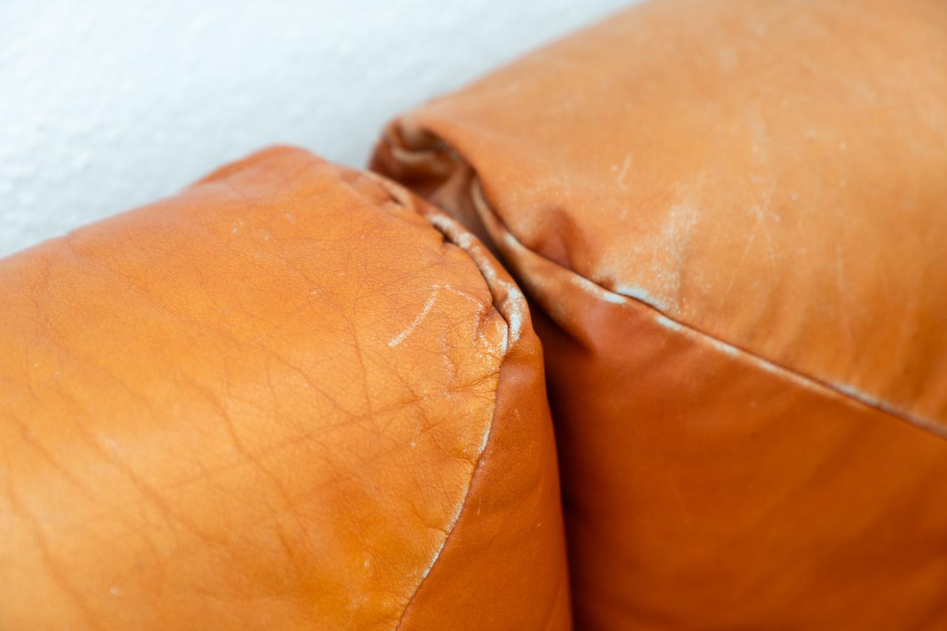Canapés et poufs en cuir orange Marius & Marius par Mario Marenco pour Arflex, 70 en vente 2