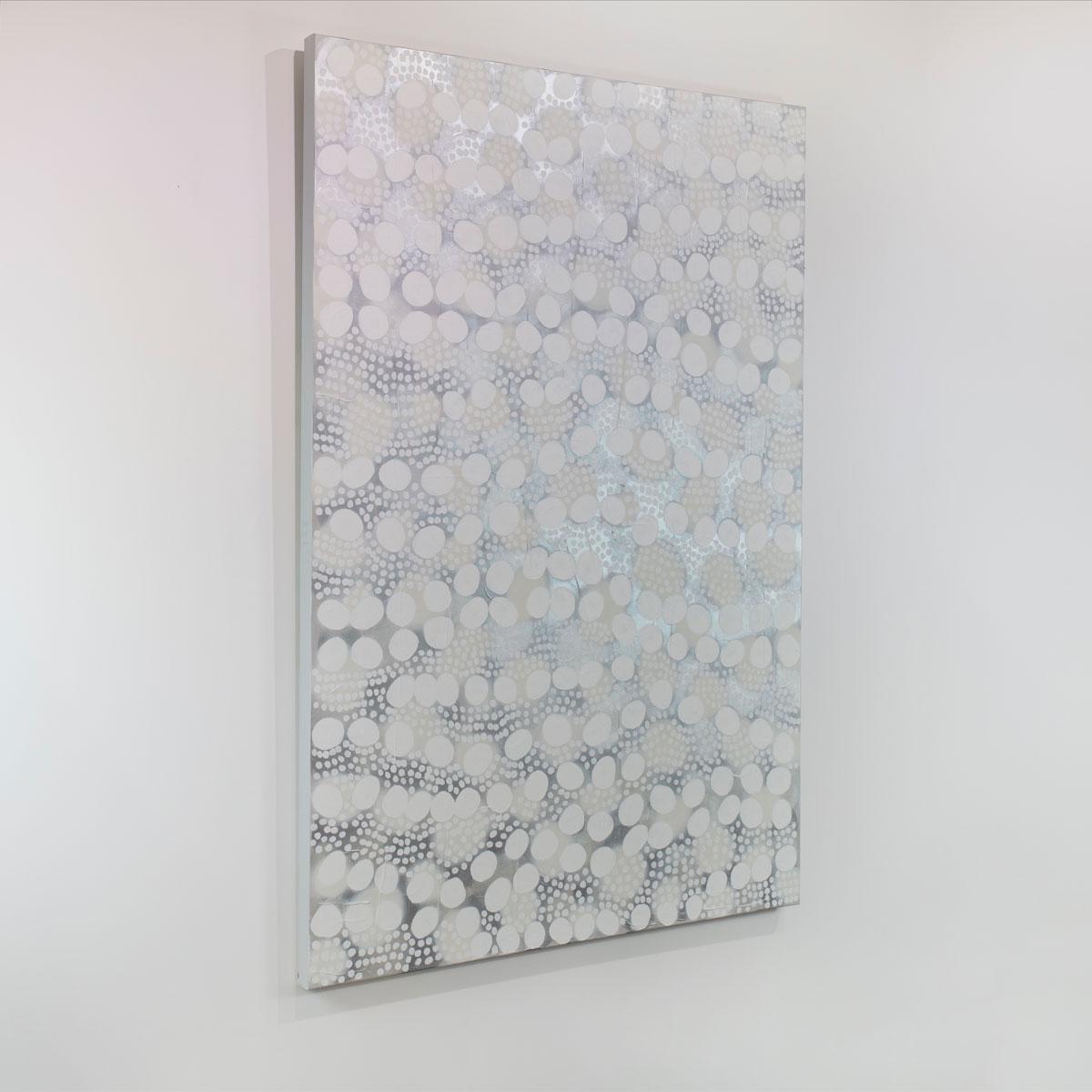 Peinture abstraite blanche « A million Possibilities » - Abstrait Painting par Sofie Swann