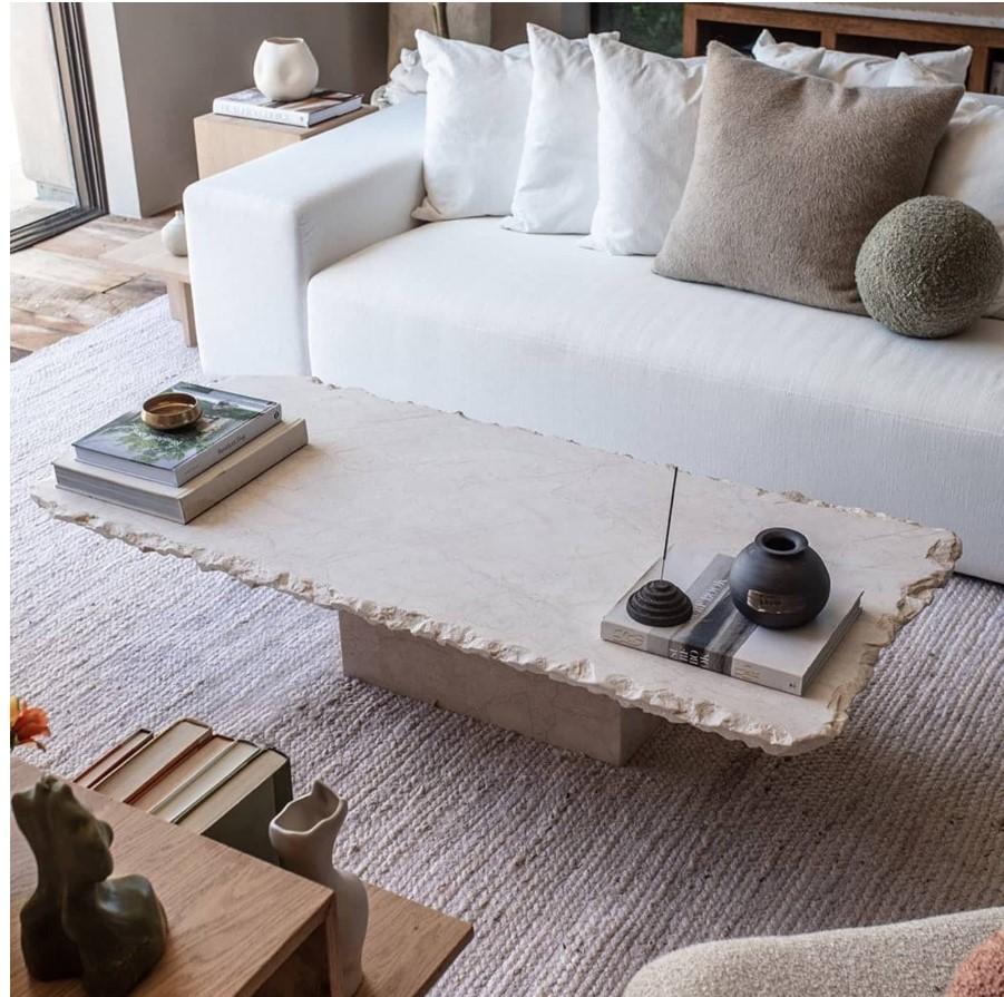 Sofita Marble Coffee Table In New Condition For Sale In Los Angeles, CA