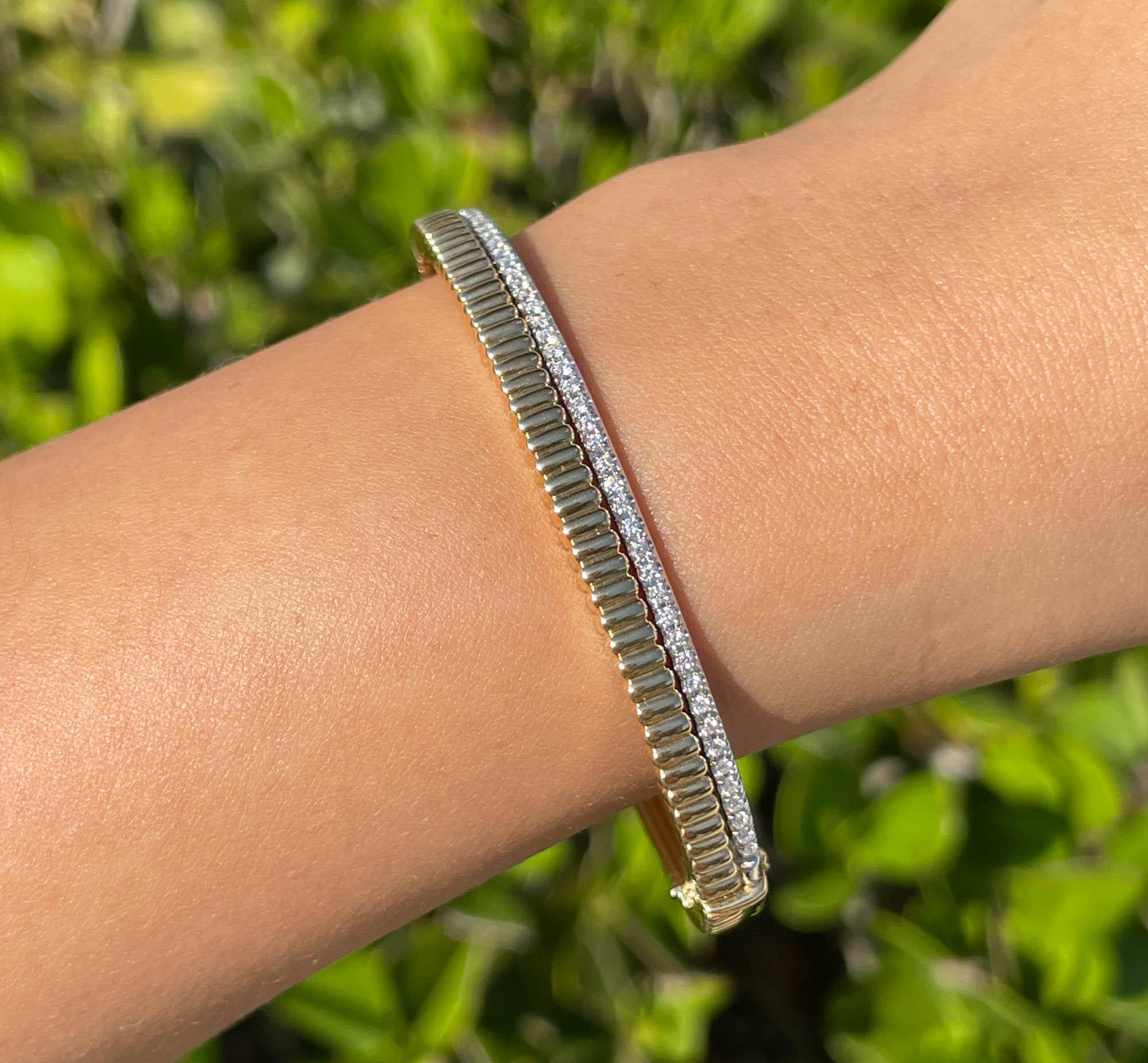 Armreif aus 18 Karat zweifarbigem Gold mit Diamanten im Sofragem-Stil 5