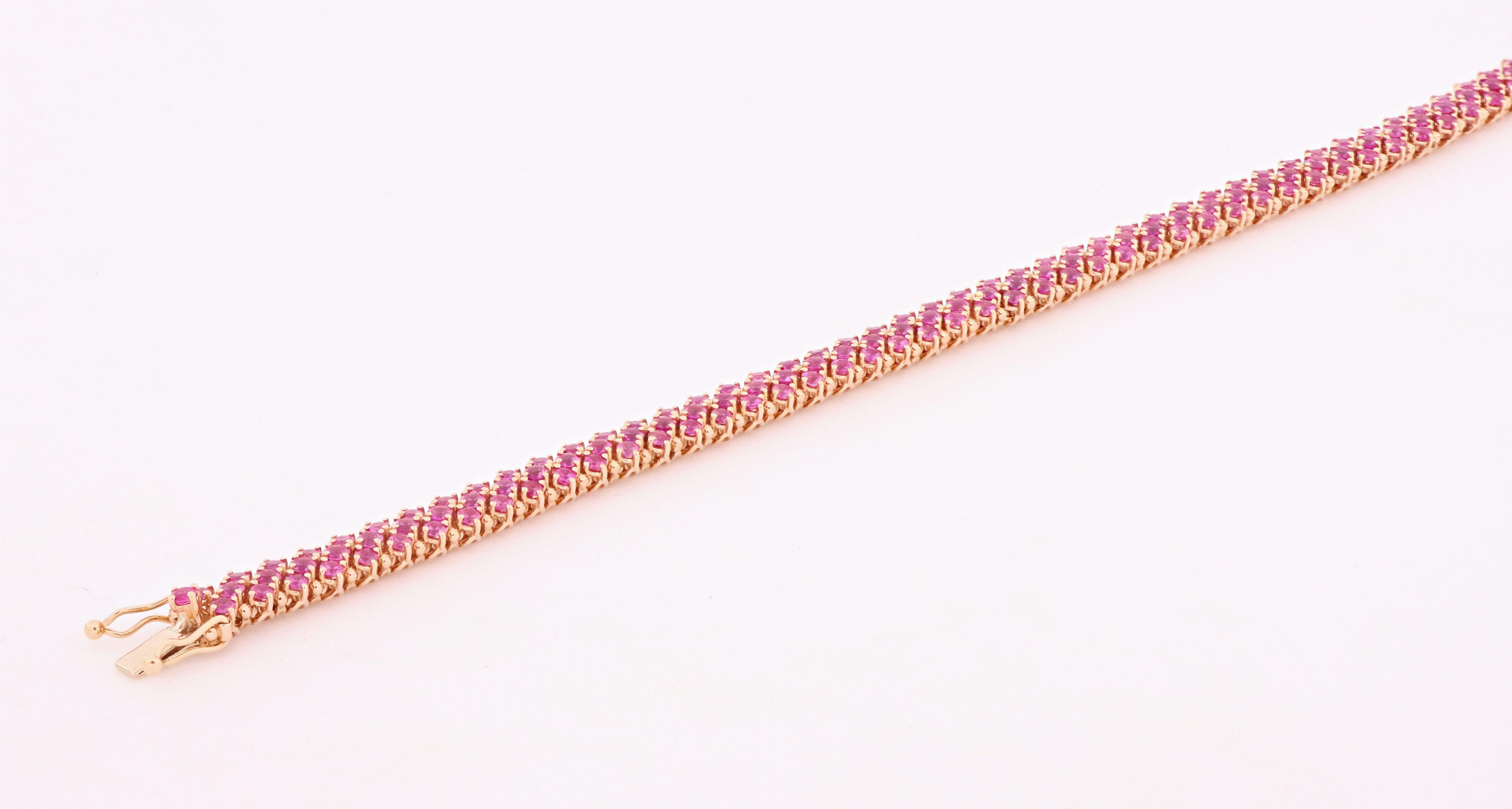 Introducing our Soft 3-Row Mesh Pink Sapphires Pavé Bracelet, a contemporary masterpiece in 18kt rose gold that reinvents the classic tennis bracelet with a modern twist.

The Key Features of this Made in Italy bracelet are:

1. Radiant Pink