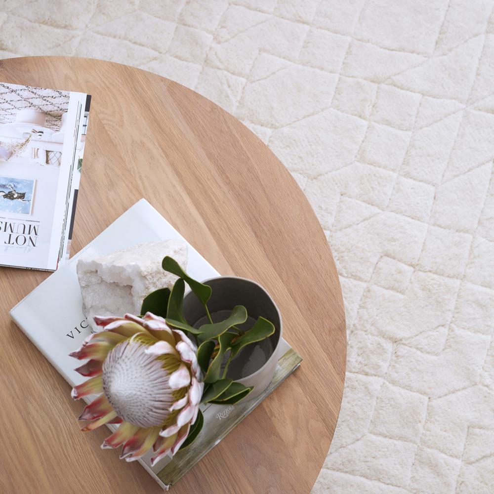 Weicher und raffinierter anpassbarer Stardust Weave Teppich in Creme Small (Indisch) im Angebot