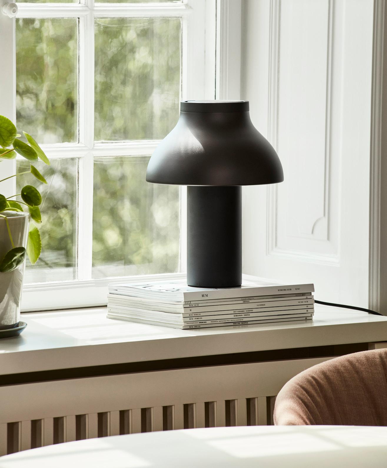 PC Table Lamp L, Soft Black, by Pierre Charpin for Hay In New Condition For Sale In Dubai, AE