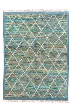 Suave alfombra marroquí de pelo largo azul y verde