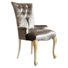 Sillón Capitoné Clásico Italiano Suave en Acabado Lacado Marfil y Pan de Oro