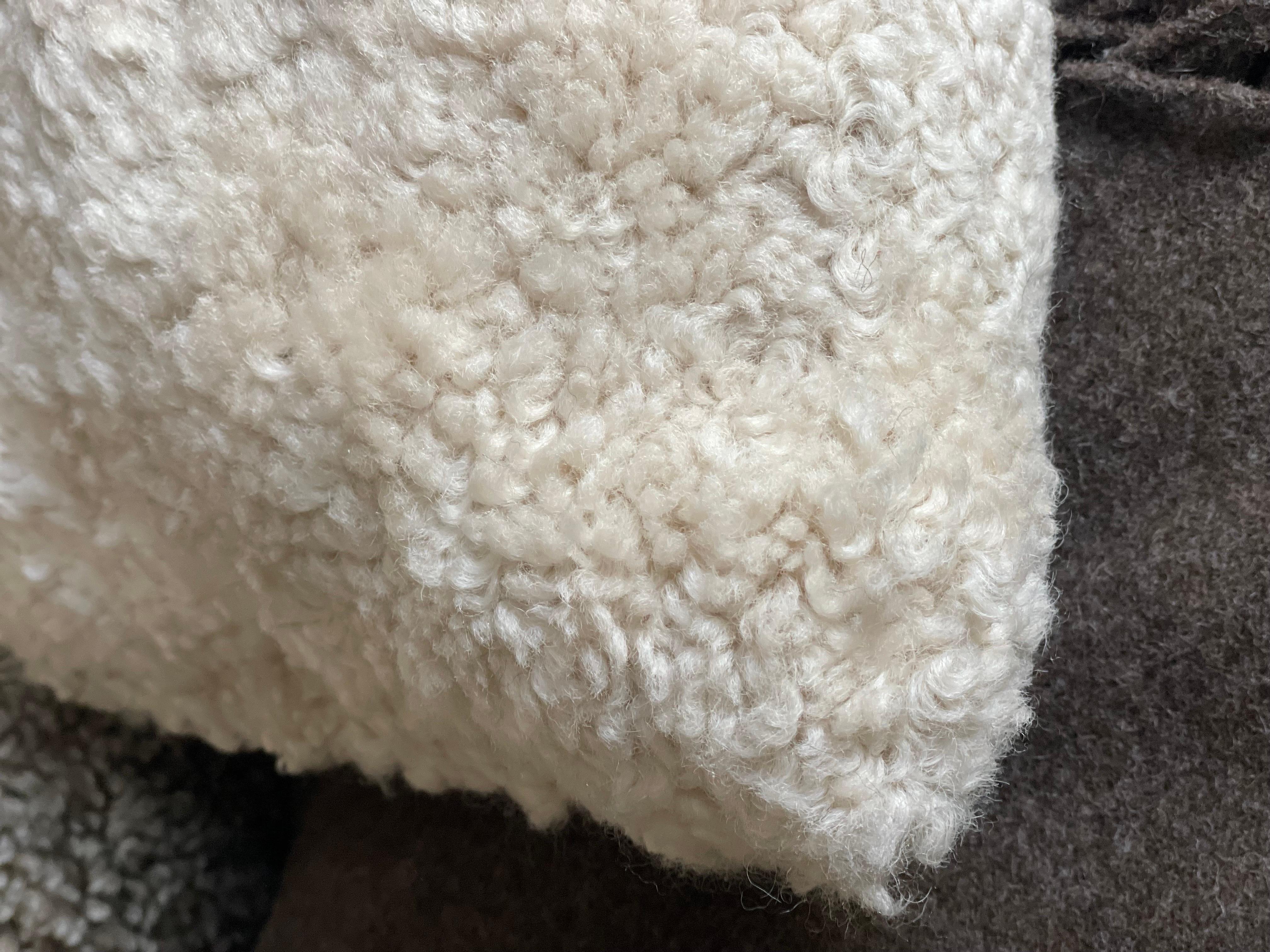 Soft Curly Sherpa Lumbar Pillow with Insert For Sale 1