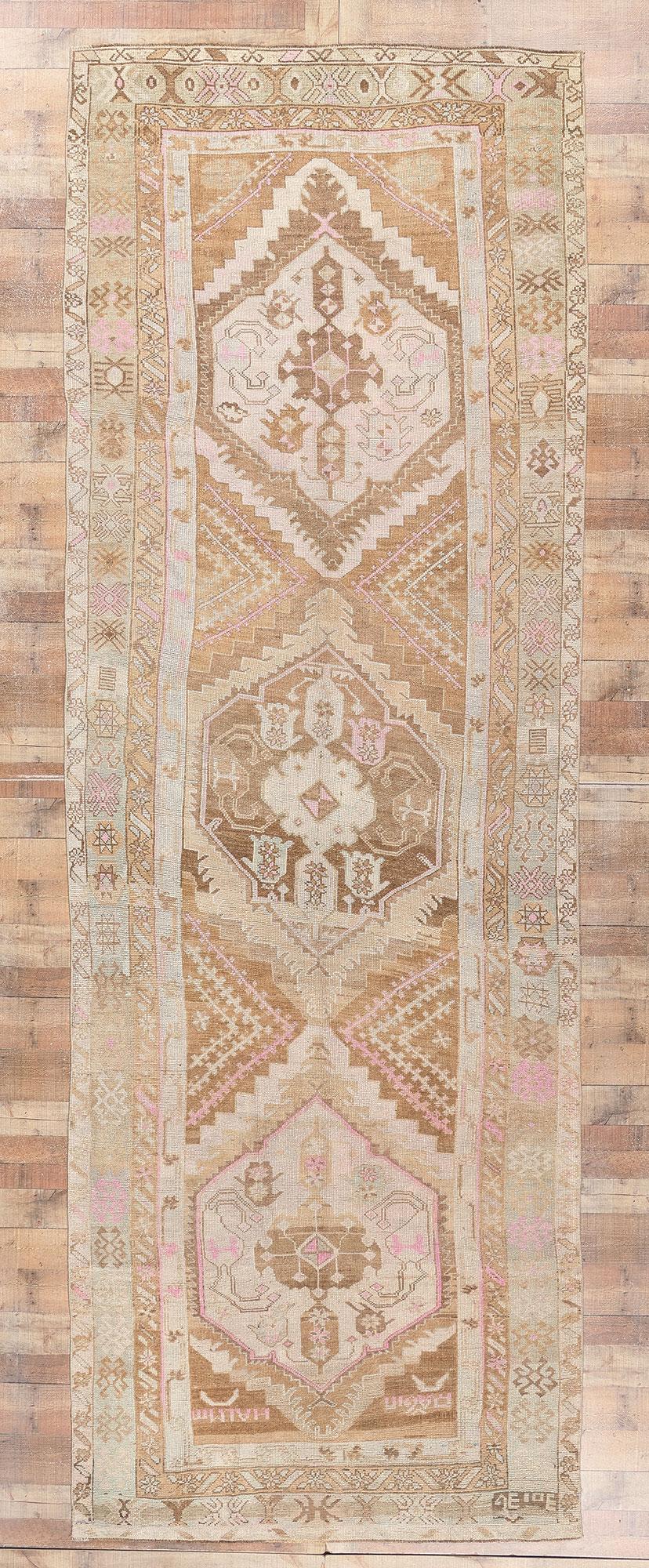 Soft Earth-Tone Vintage Turkish Oushak Rug, Boho Chic Style Meets Shibui For Sale 3