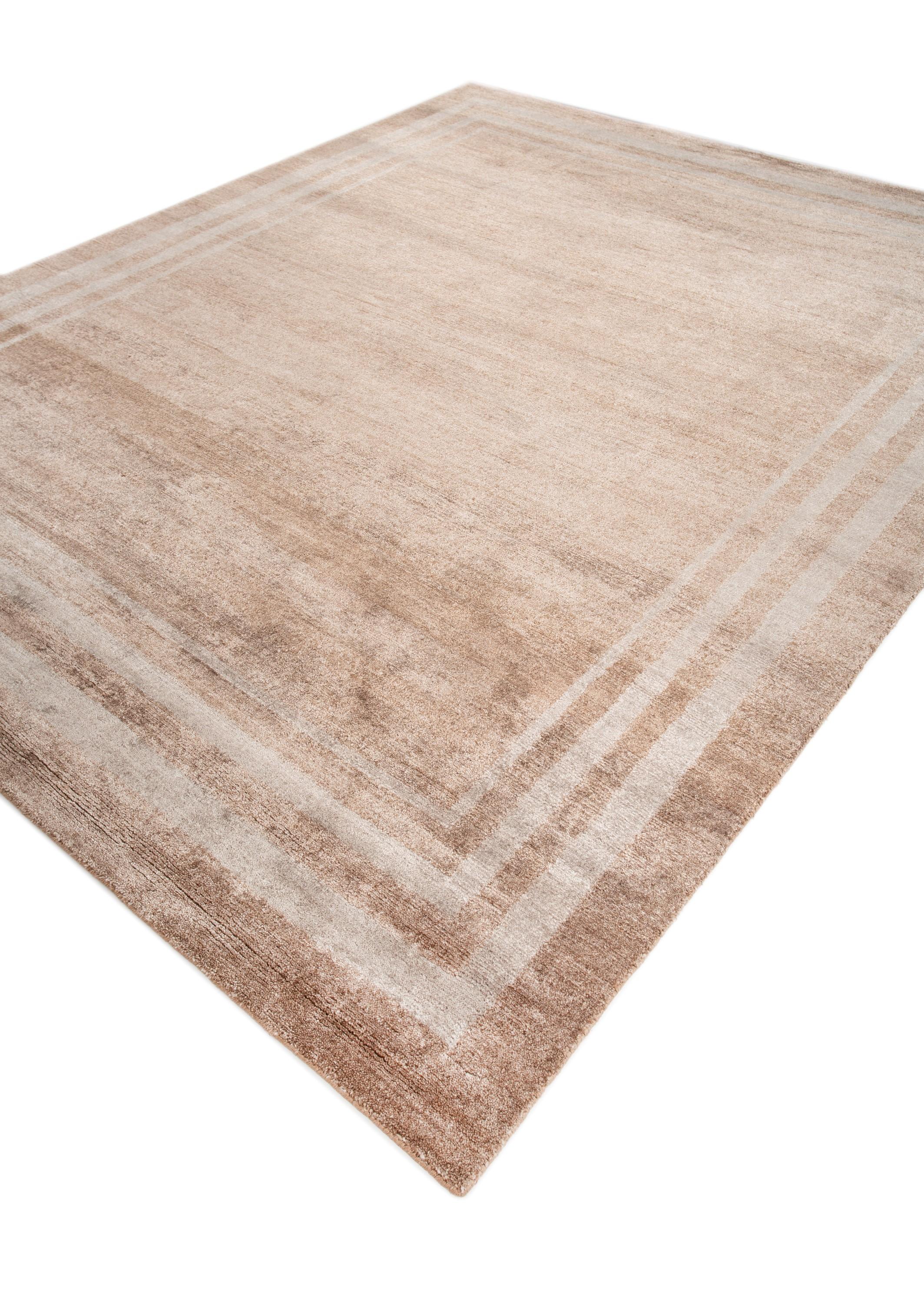 Modern Soft Embrace Tobacco & Pebble 240X300 cm Handknotted Rug For Sale