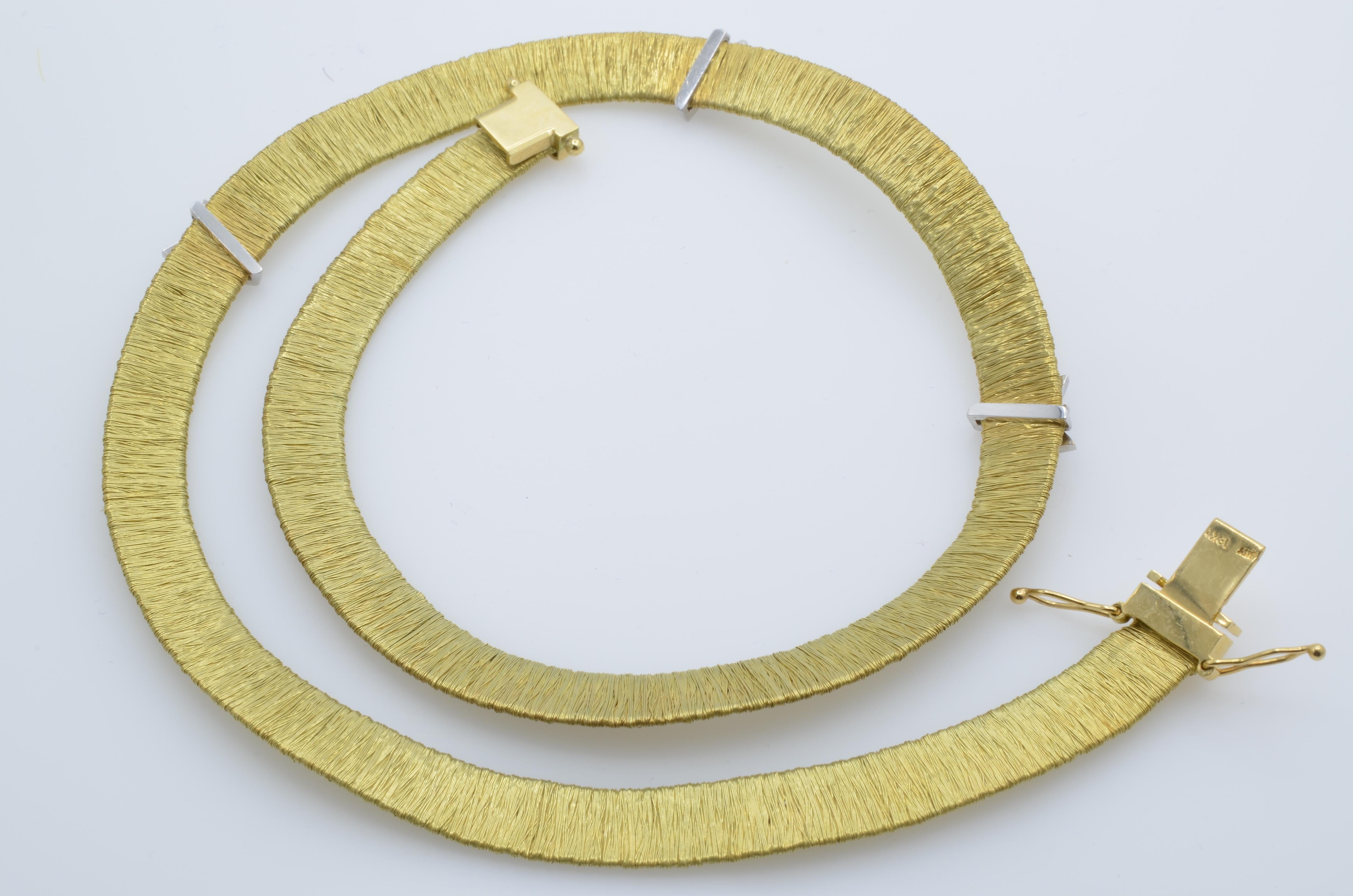 Halskette aus weichem Goldgeflecht mit Diamant-Sternmotiv, 1970, Italien, 18 Karat im Angebot 5