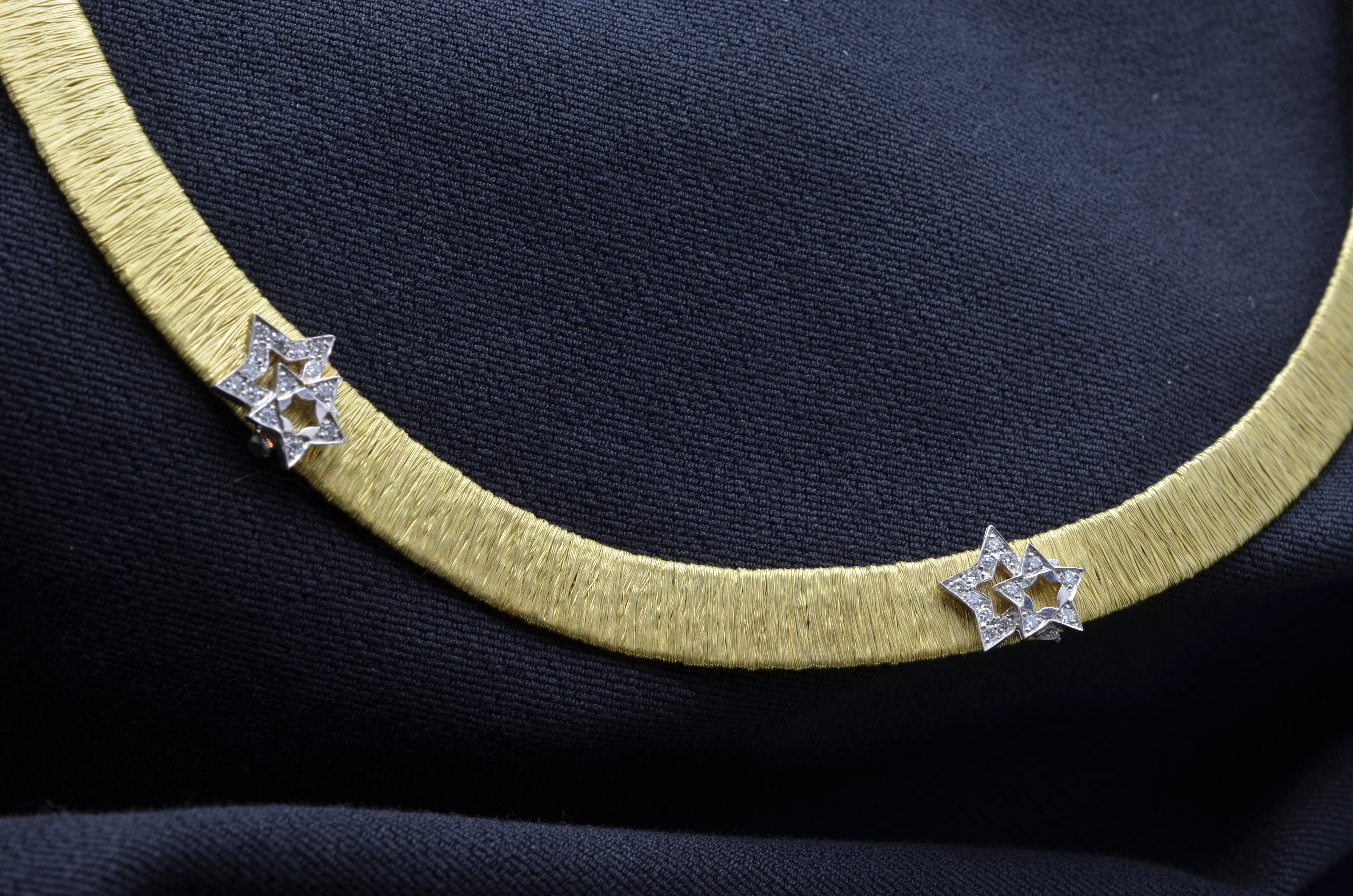 Soft Gold Mesh Necklace with Diamond Star Motif, 1970, Italy, 18 Karat For Sale 6