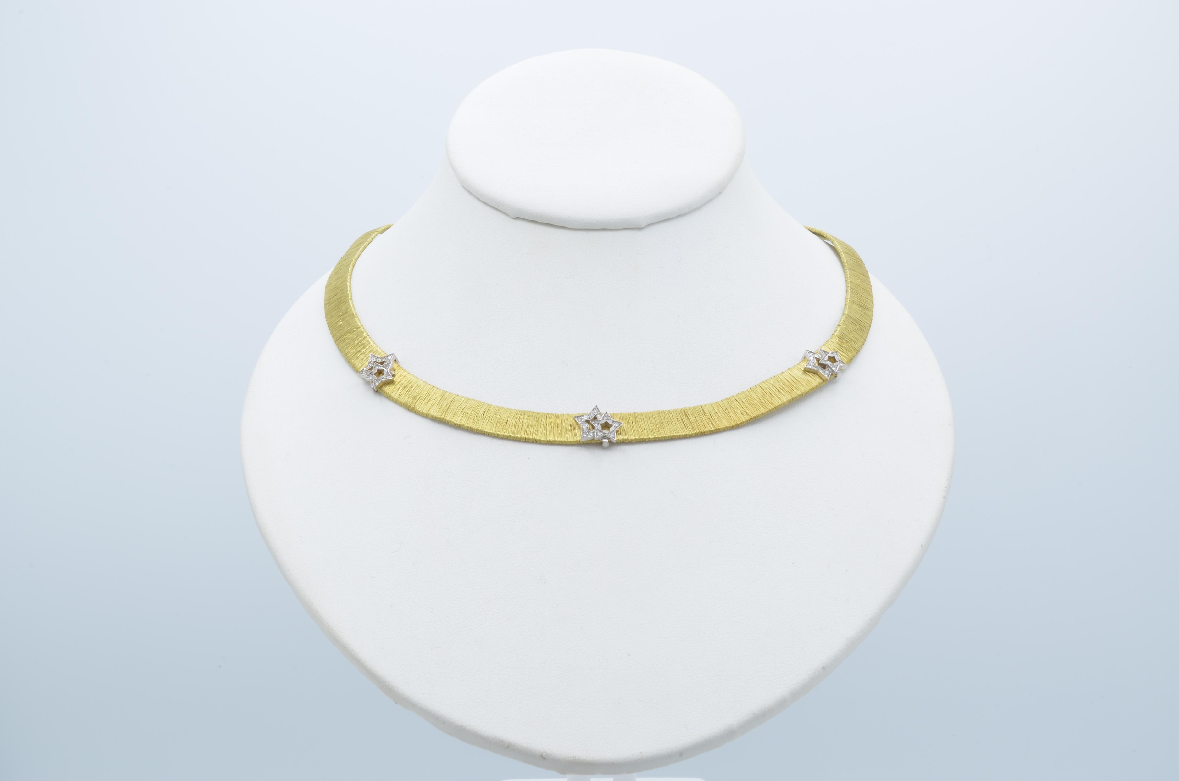 Halskette aus weichem Goldgeflecht mit Diamant-Sternmotiv, 1970, Italien, 18 Karat (Neobarock) im Angebot