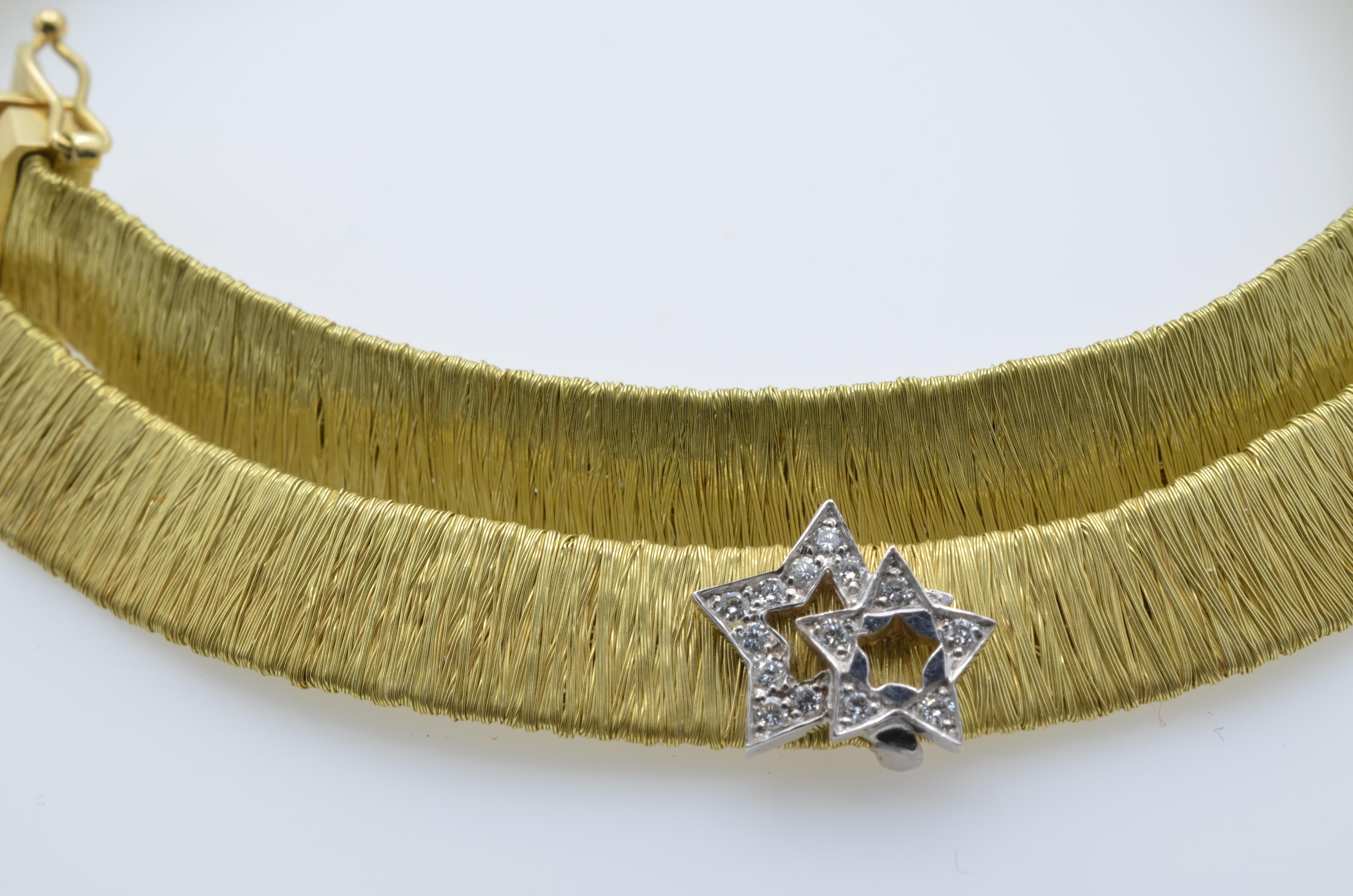 Soft Gold Mesh Necklace with Diamond Star Motif, 1970, Italy, 18 Karat In Excellent Condition For Sale In Berkeley, CA