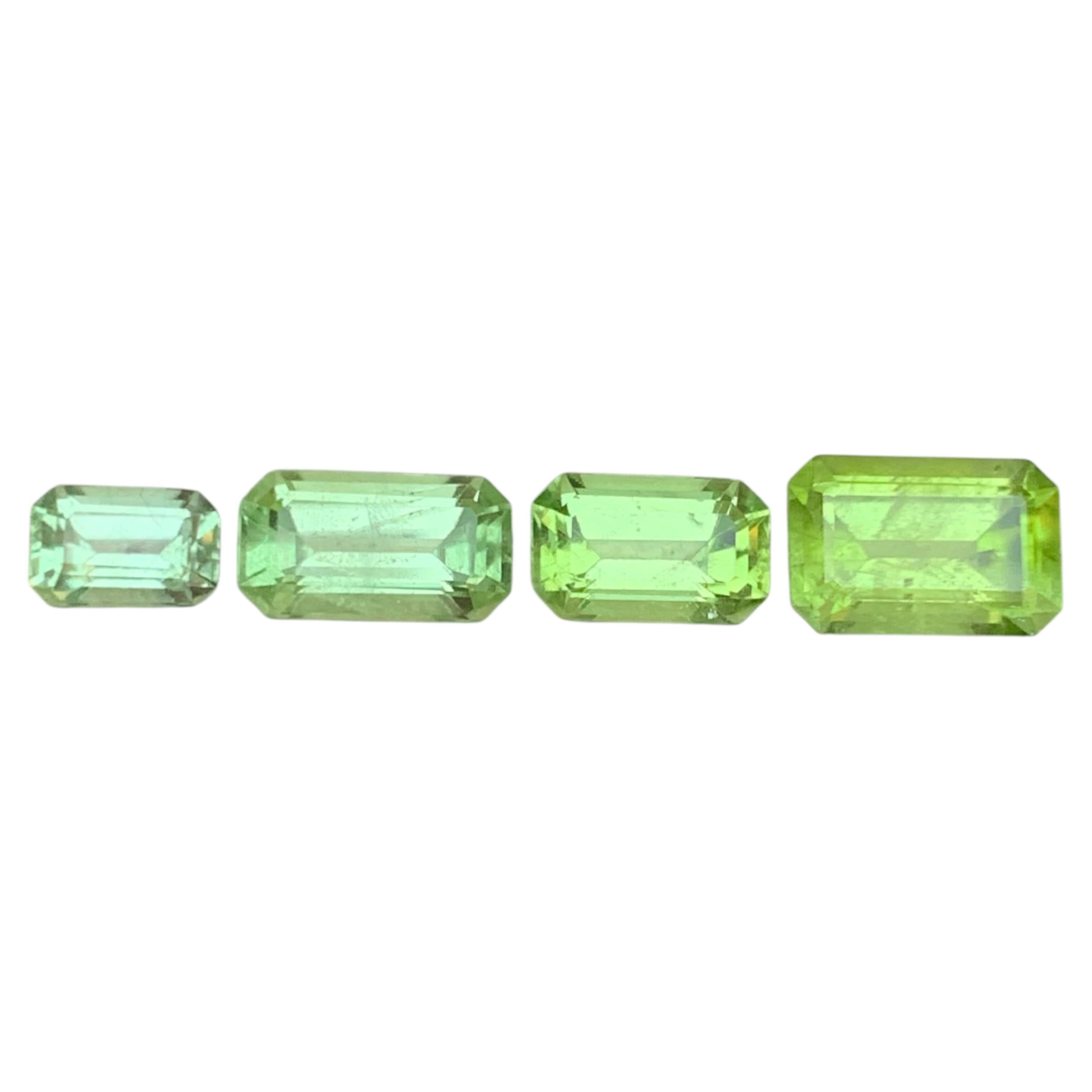 Soft Green Natural Peridot 5.50 Carat Emerald Cut Loose Gemstones Parcel For Sale