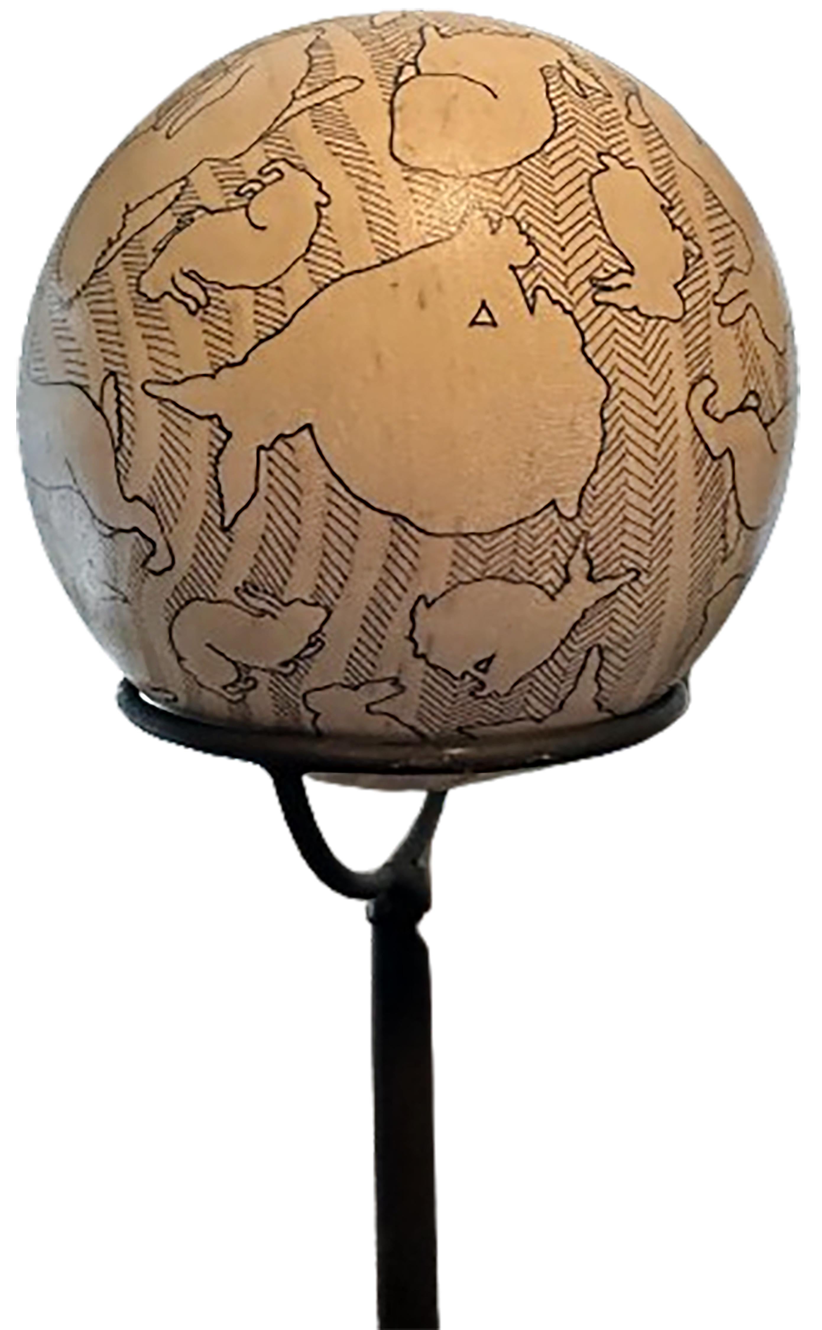 Tourné Sculpture sphère en érable doux 