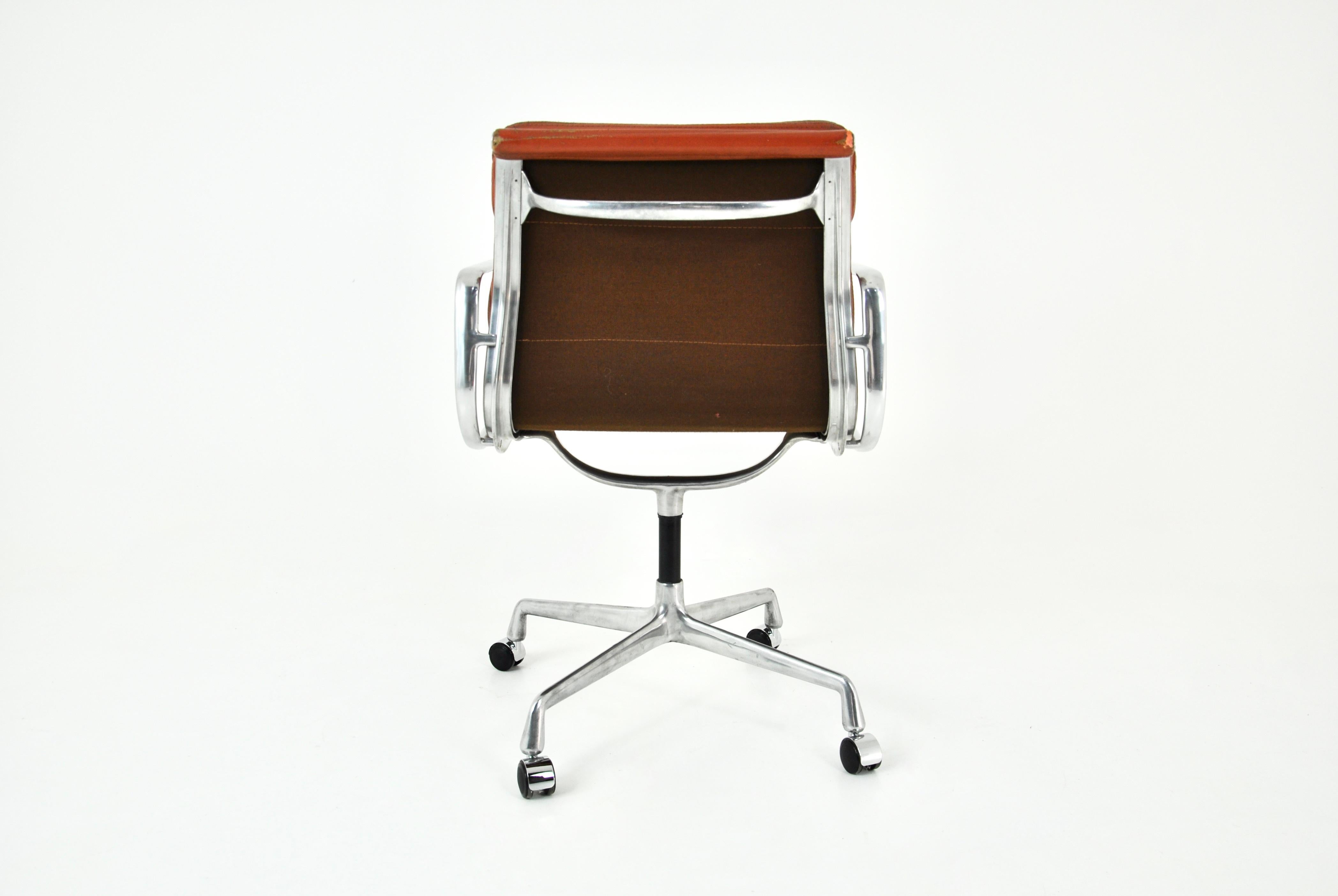Late 20th Century Leather Soft Pad Chair by Charles & Ray Eames for Herman Miller, 1970s