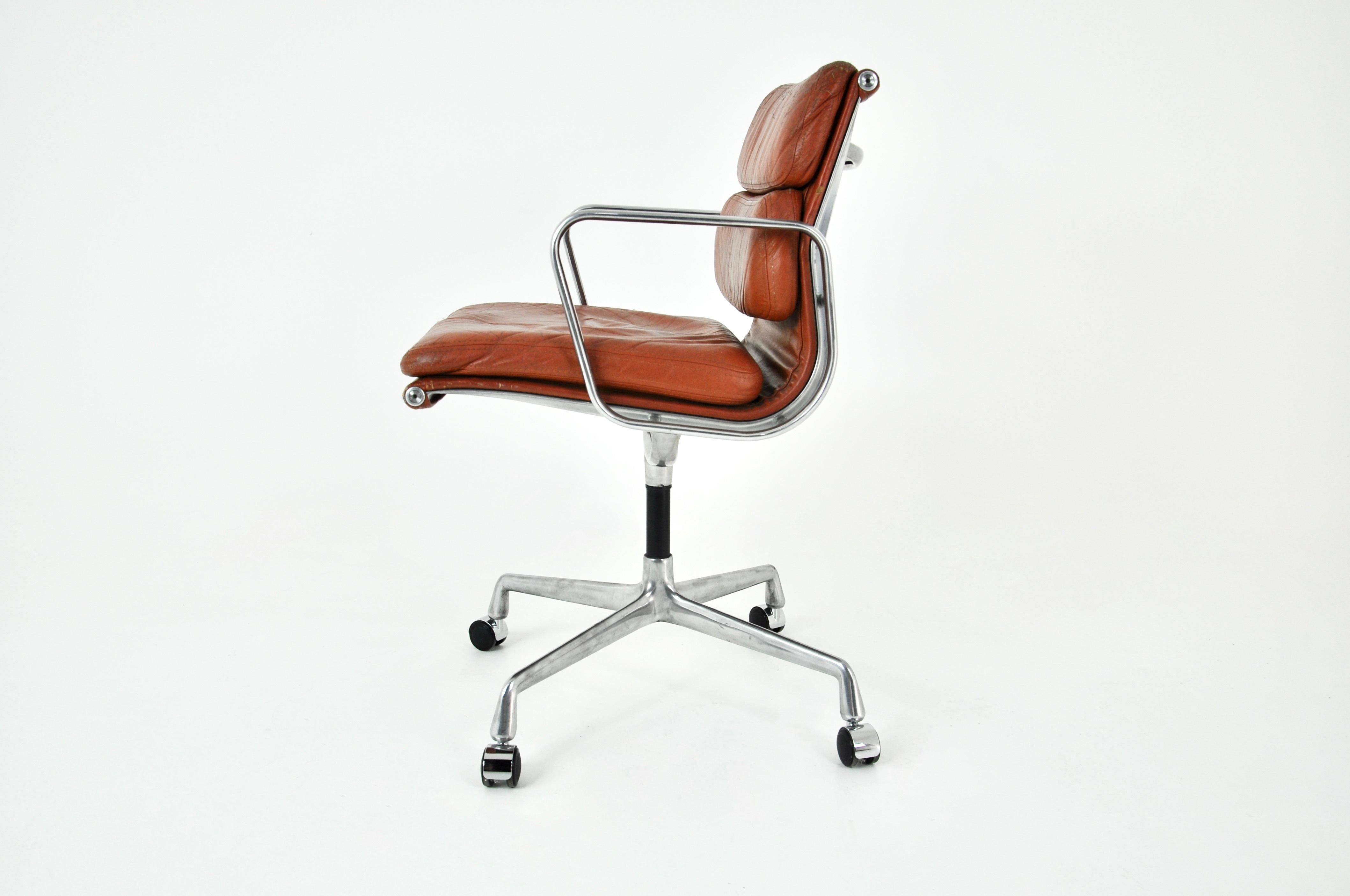 Aluminum Leather Soft Pad Chair by Charles & Ray Eames for Herman Miller, 1970s