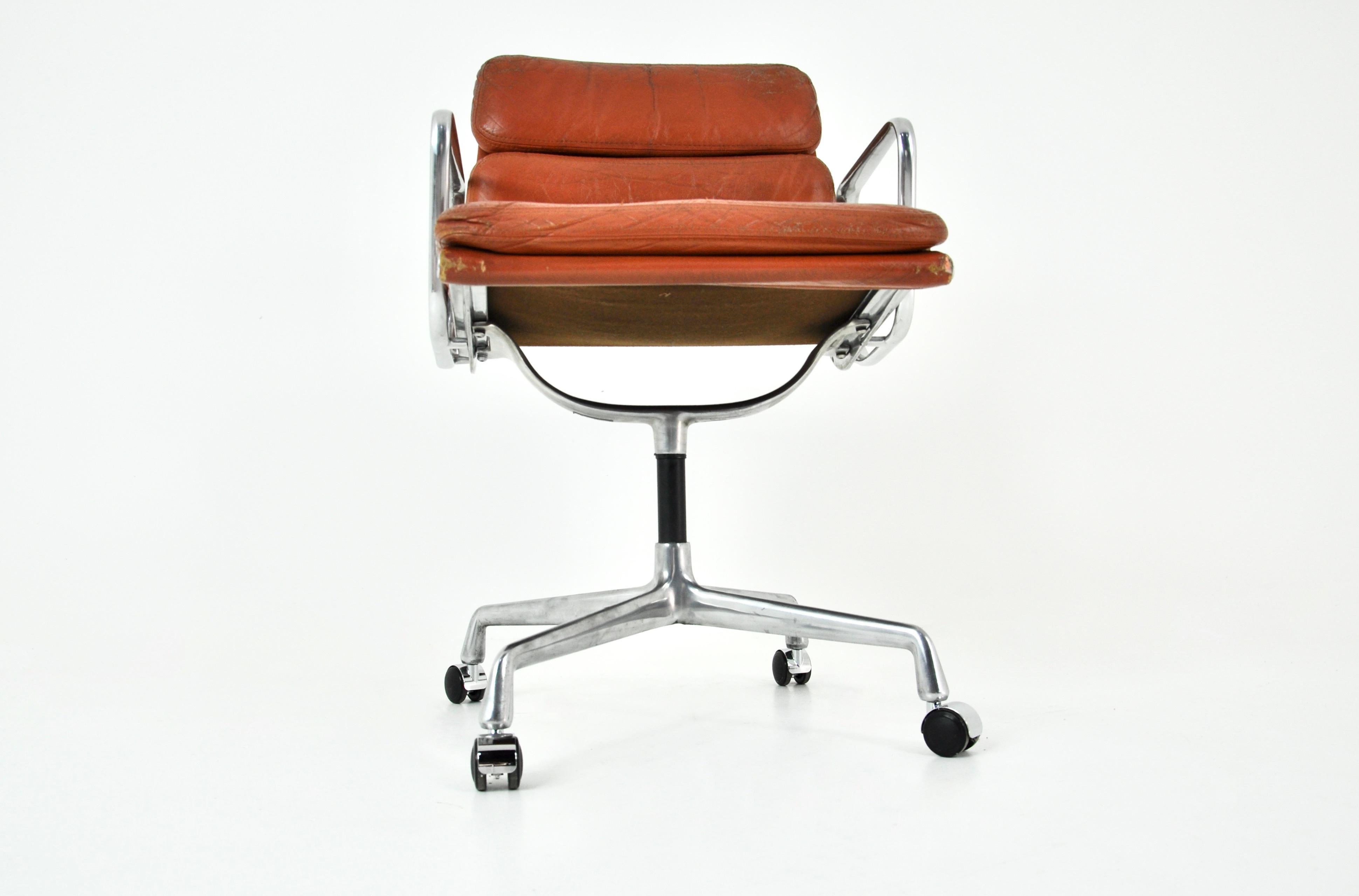 Leather Soft Pad Chair by Charles & Ray Eames for Herman Miller, 1970s 1