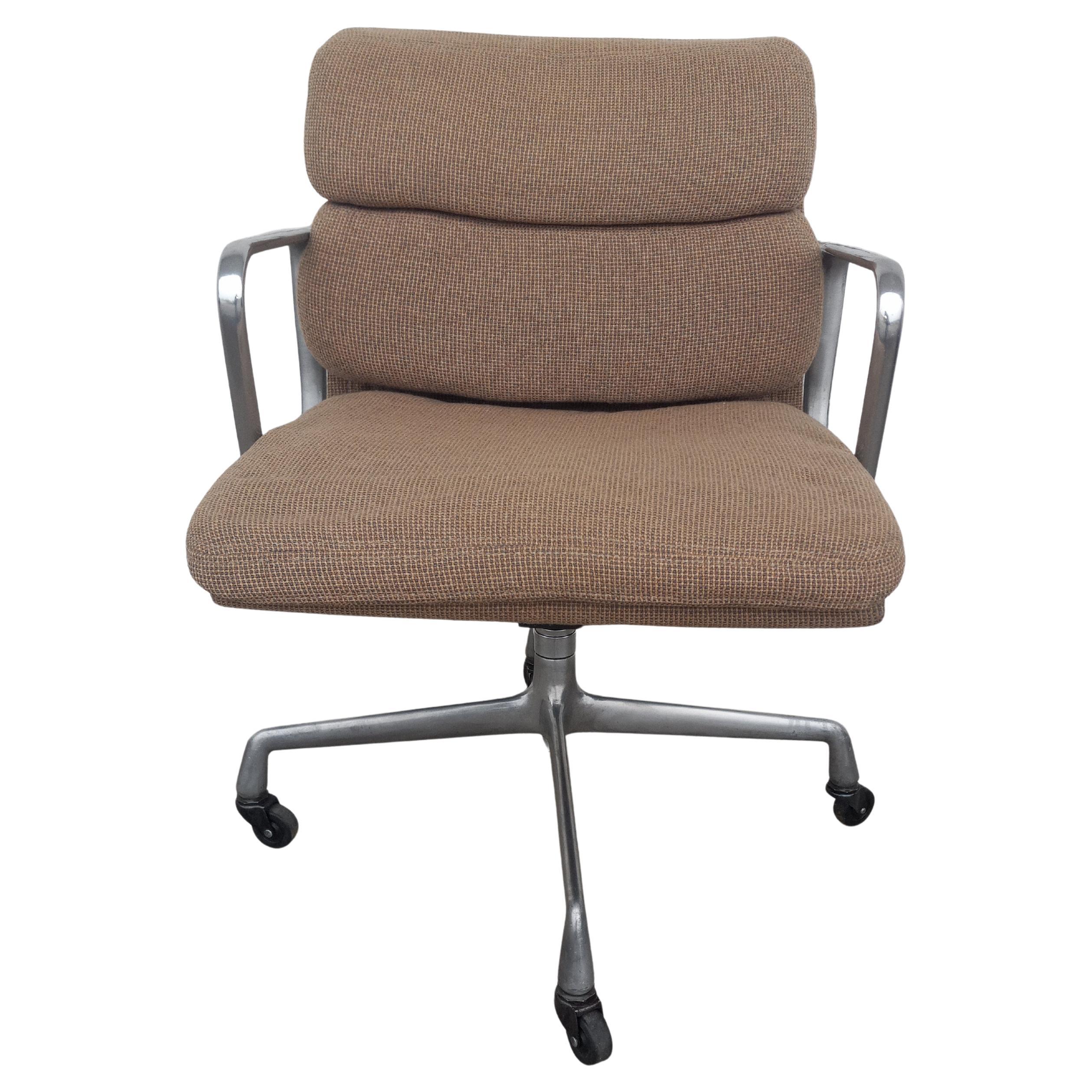 Chaise Soft Pad d'Eames pour Herman Miller