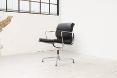 Soft Pad EA 208 Stuhl mit weichem Gestell von Charles & Ray Eames für Vitra, 1980er Jahre