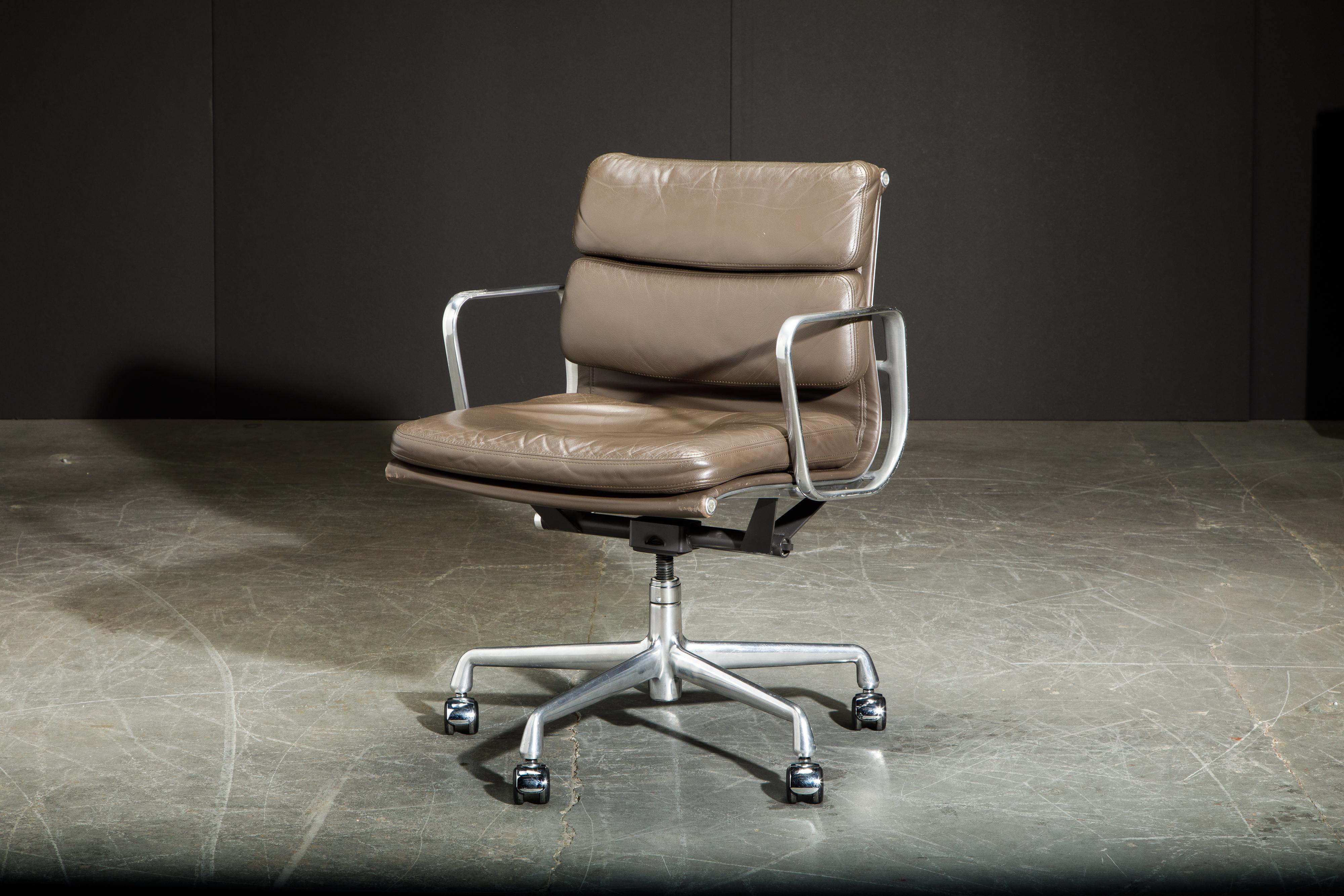 Soft Pad Management Desk Chair by Charles and Ray Eames for Herman Miller 2