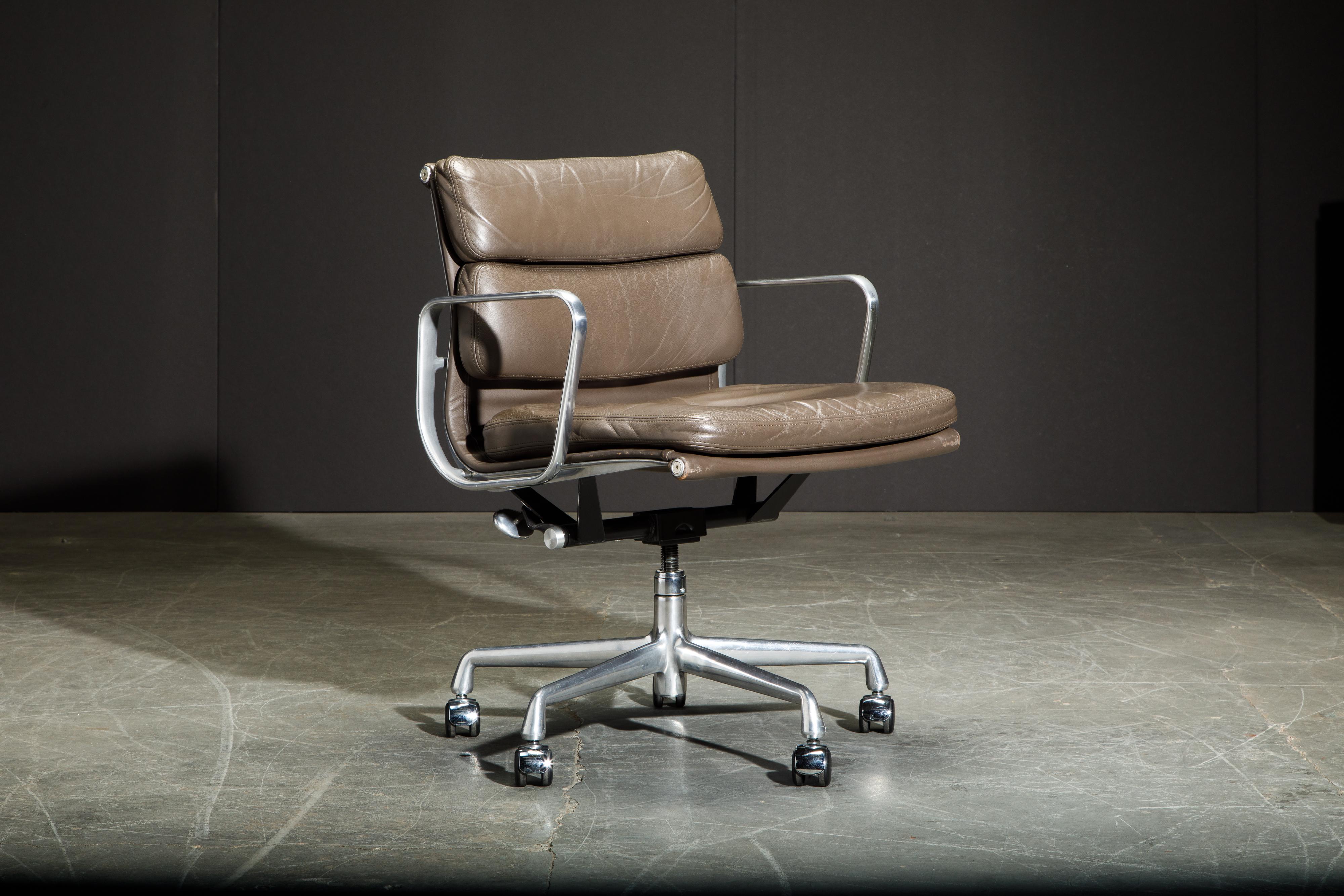 Mid-Century Modern Soft Pad Management Desk Chair by Charles and Ray Eames for Herman Miller