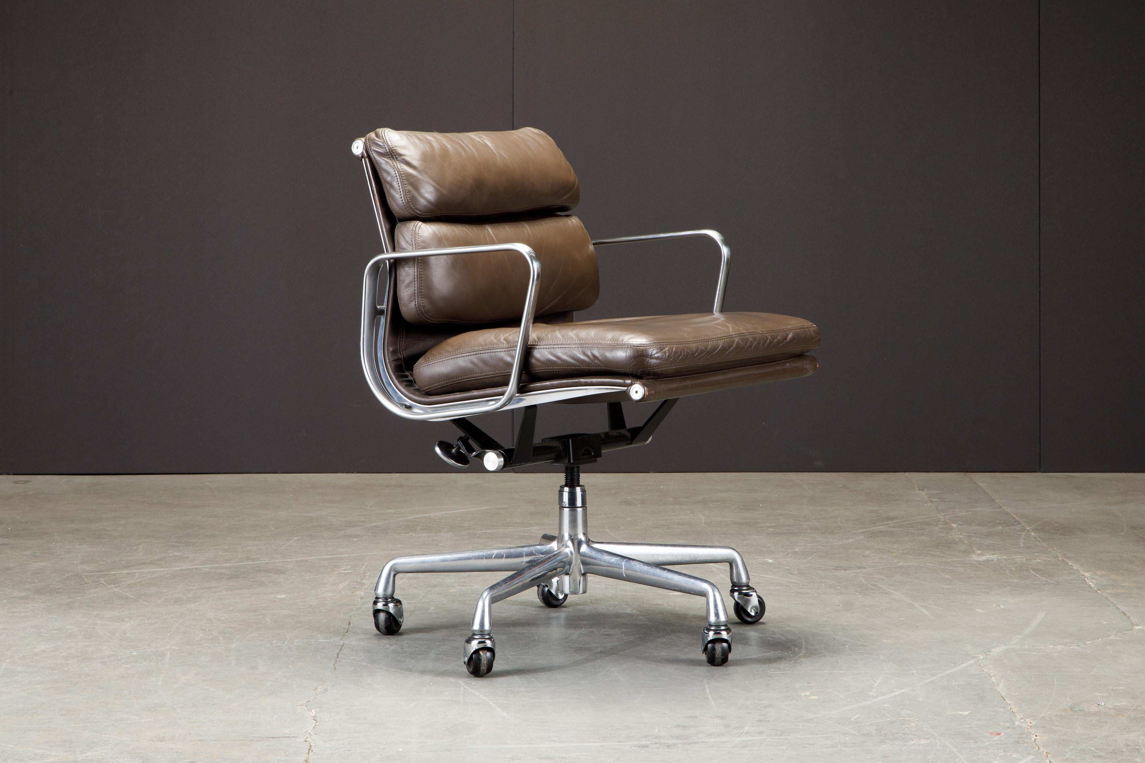 Mid-Century Modern Soft Pad Management Desk Chair by Charles and Ray Eames for Herman Miller