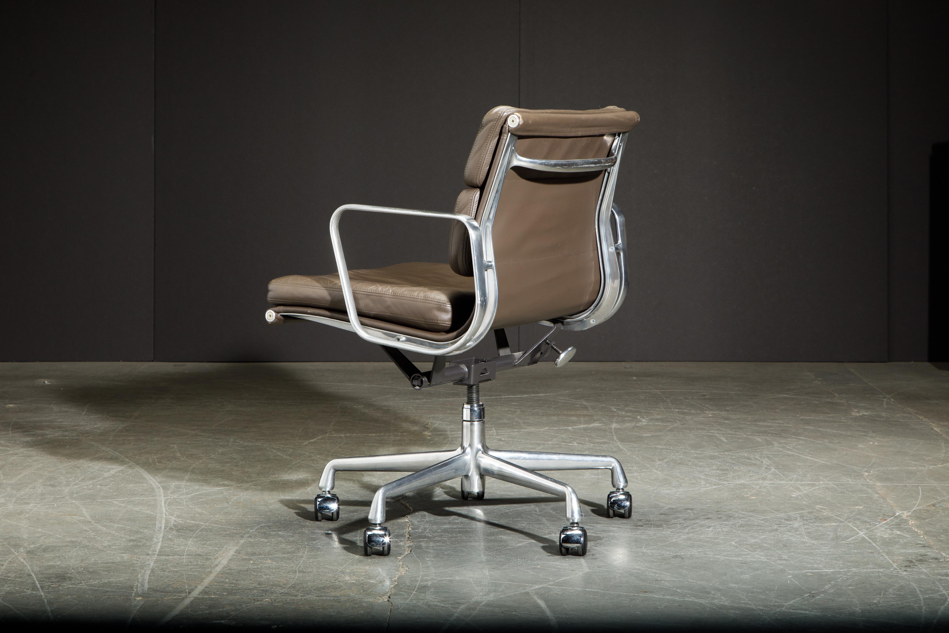 Aluminum Soft Pad Management Desk Chair by Charles and Ray Eames for Herman Miller