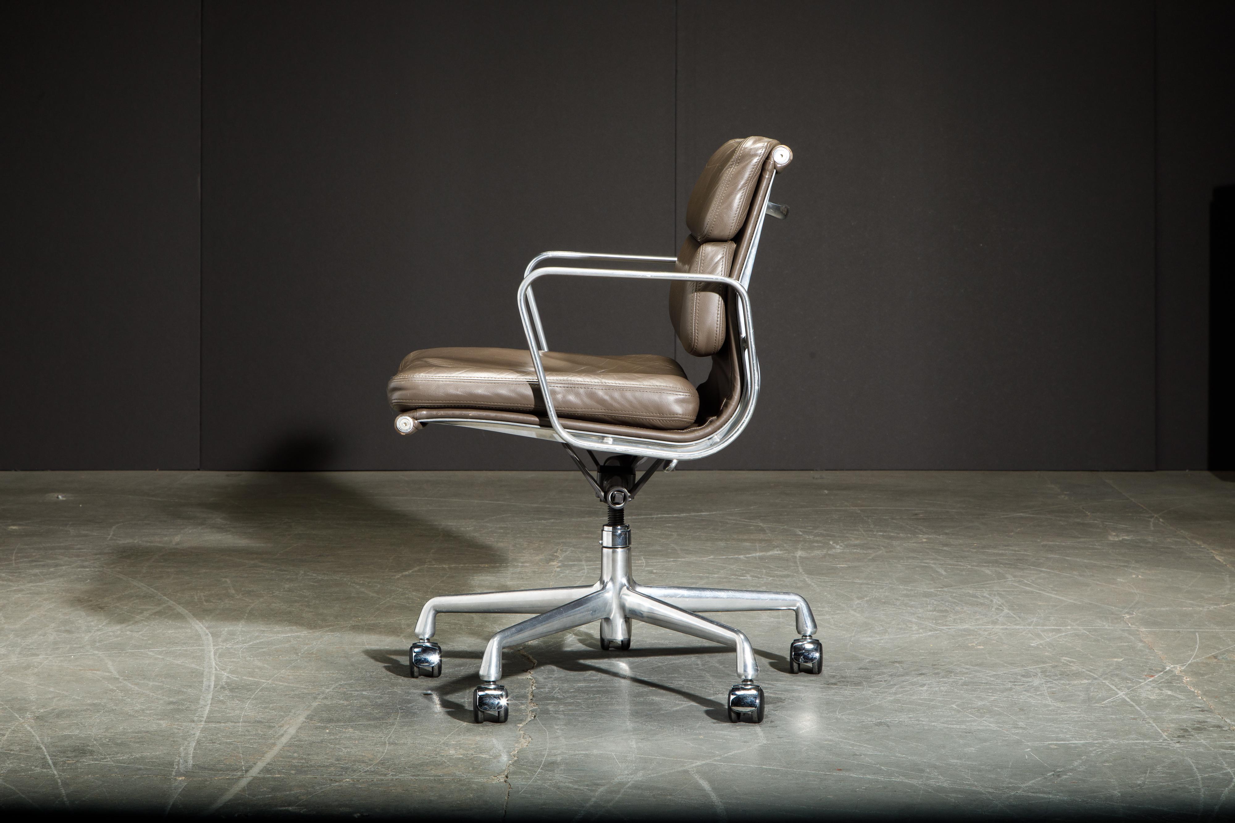 Soft Pad Management Desk Chair by Charles and Ray Eames for Herman Miller 1