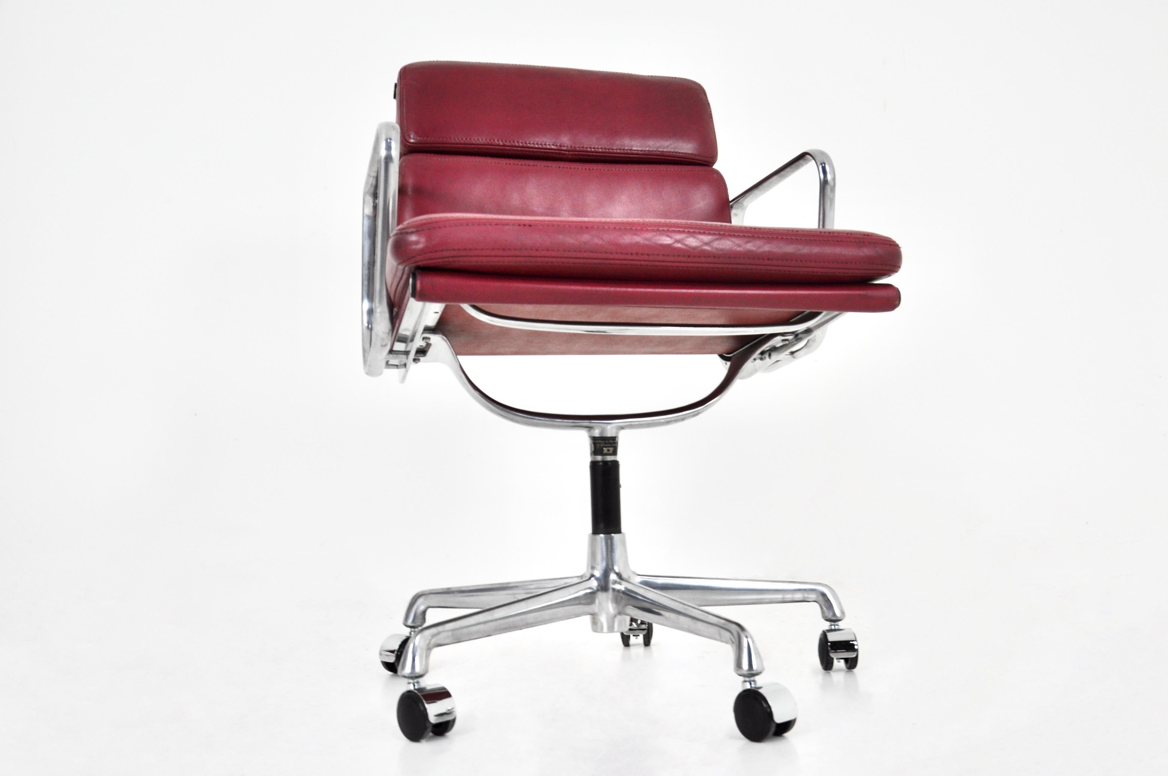 Soft Pad Office Chairs by Charles & Ray Eames for ICF, 1970s, Set of 6 5