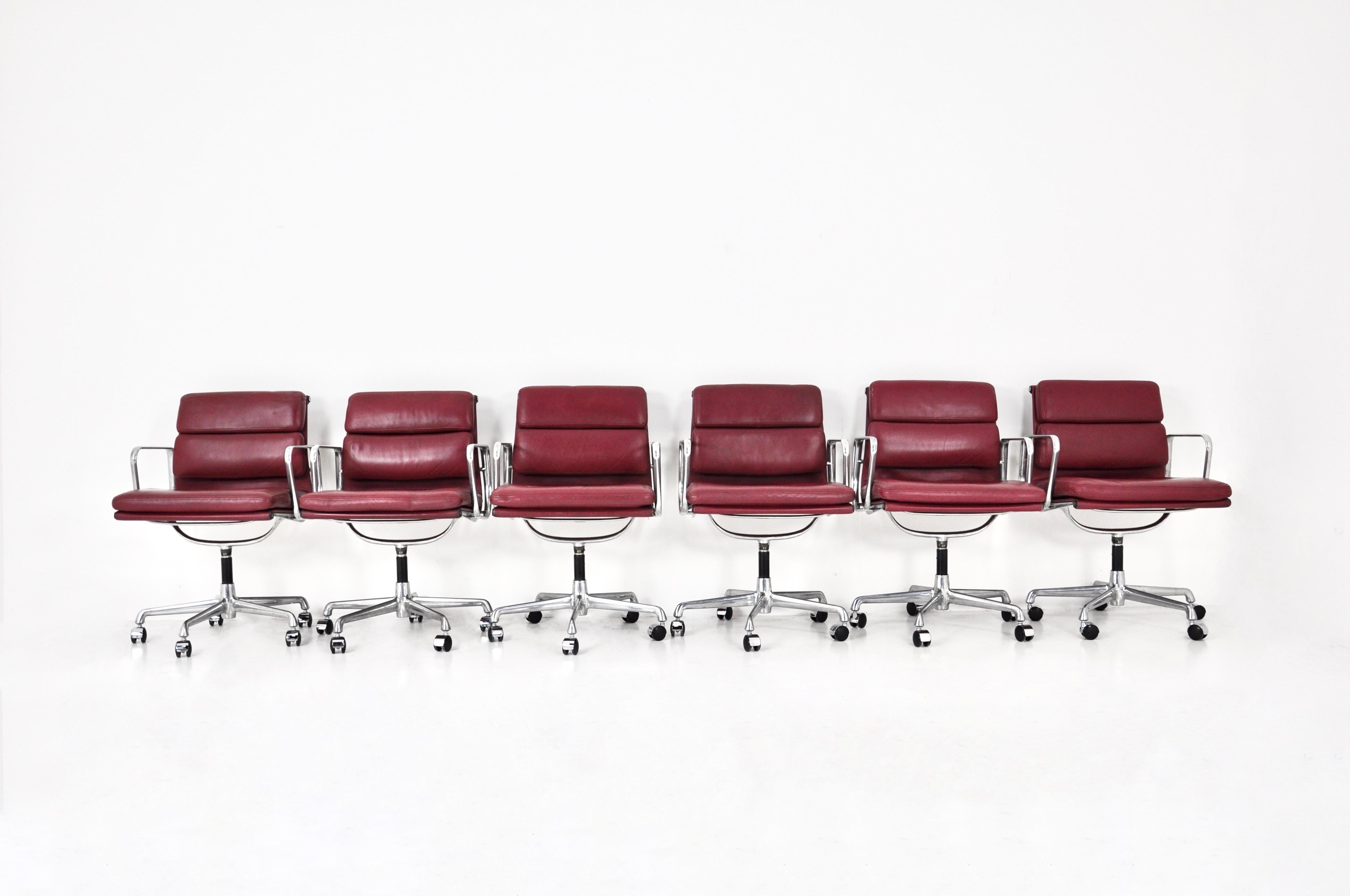 Soft Pad Office Chairs by Charles & Ray Eames for ICF, 1970s, Set of 6 In Good Condition In Lasne, BE