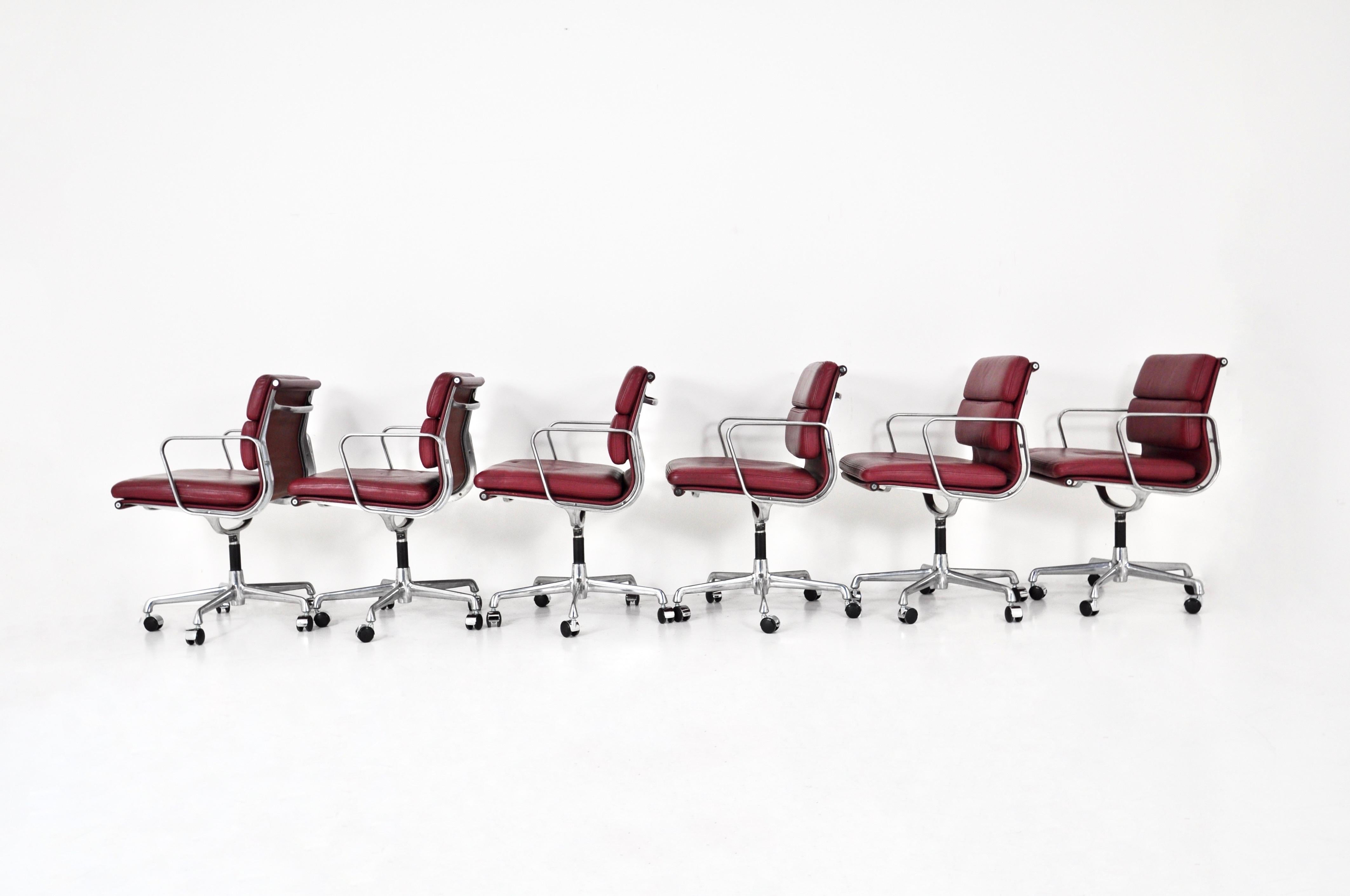 Soft Pad Office Chairs by Charles & Ray Eames for ICF, 1970s, Set of 6 1