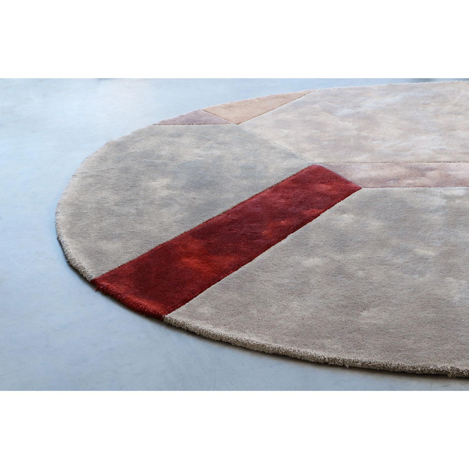 Other Modern Organic Shape Sustainable Soft Beige Rug by Deanna Comellini 220x260 cm For Sale