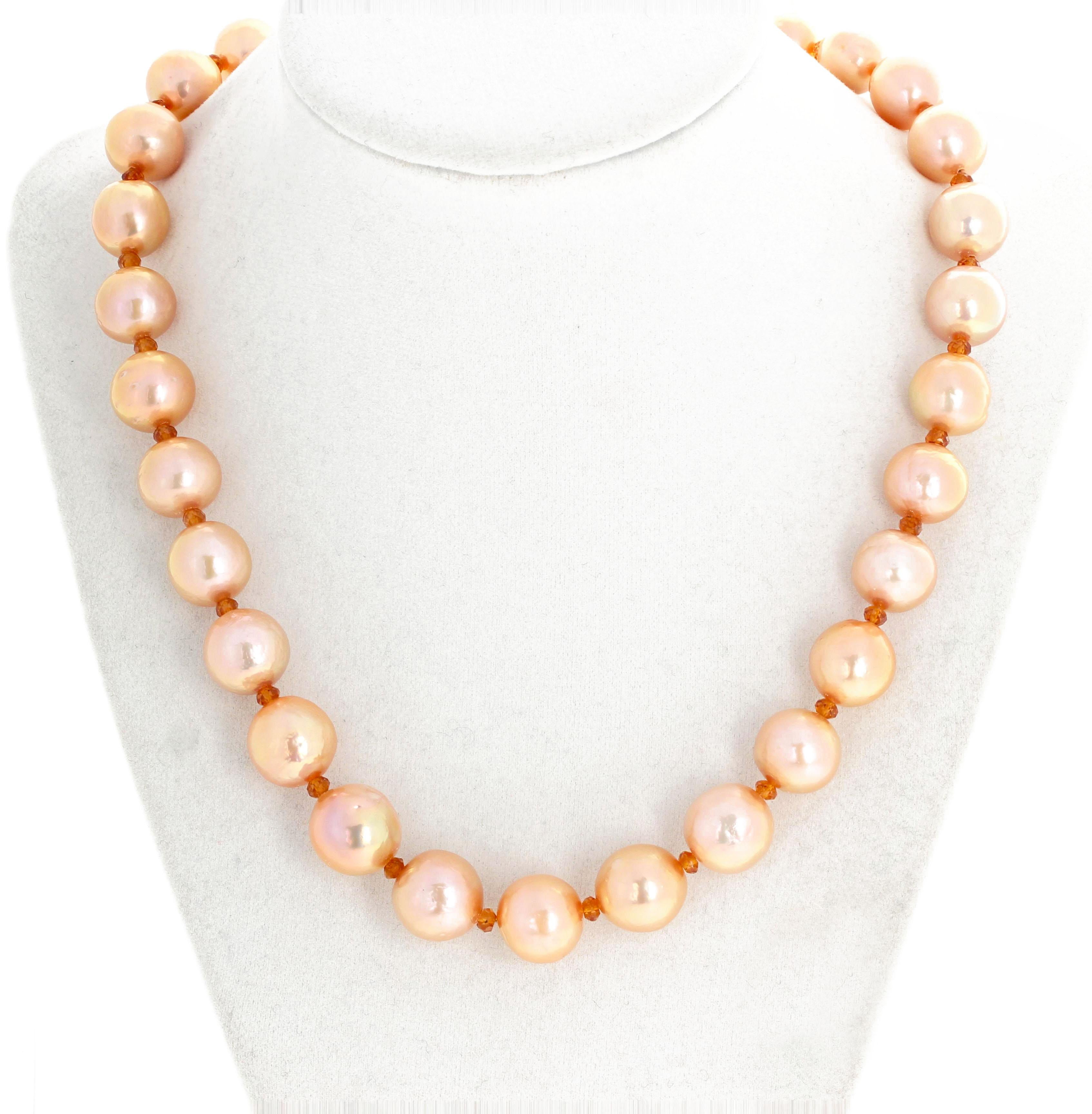 AJD RARE Peachy Glowing Ocean NATURAL Pearls Necklace & Matching Earrings Set In New Condition For Sale In Raleigh, NC