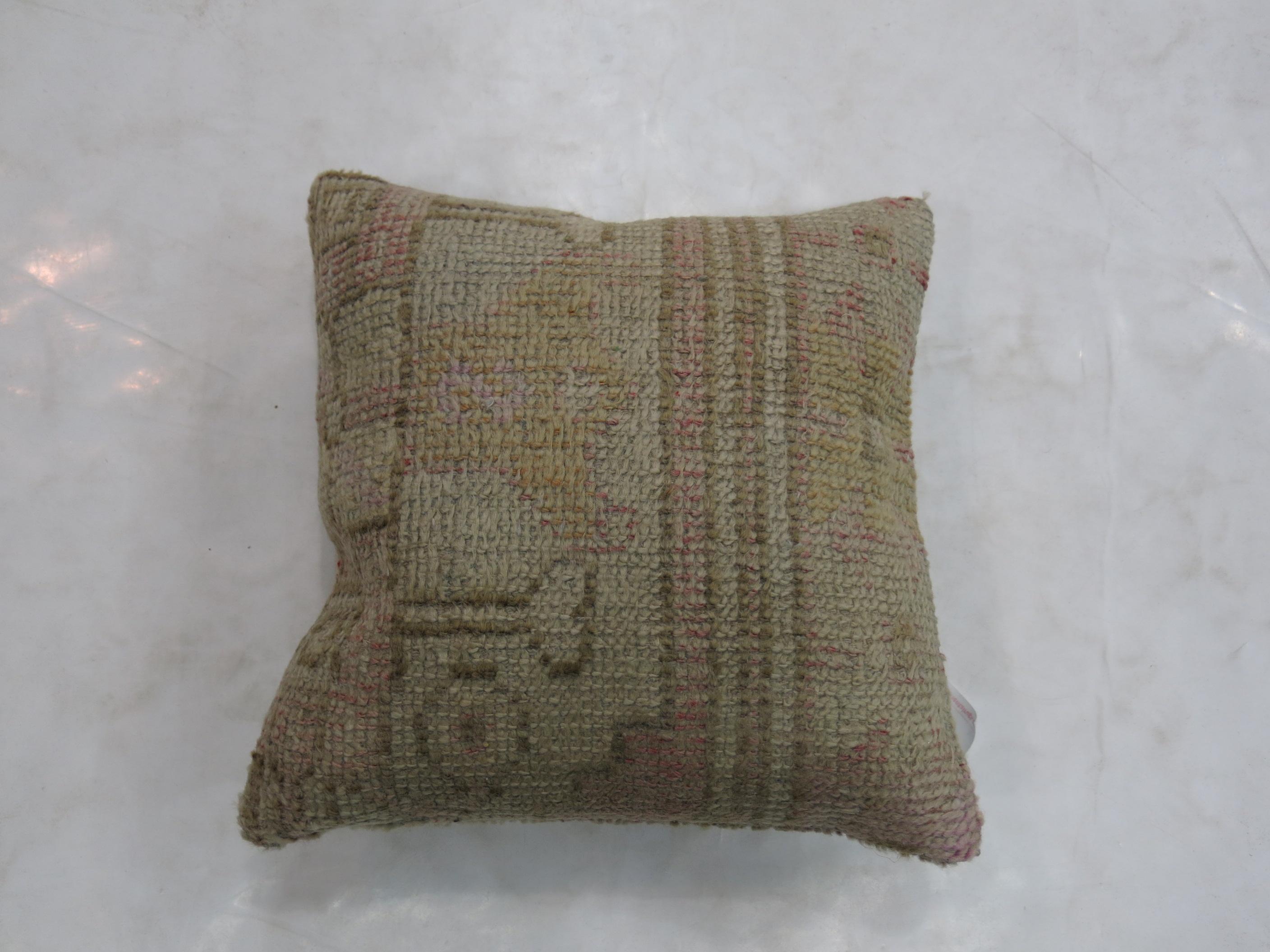 Turkish Soft Pink Oushak Pillow For Sale