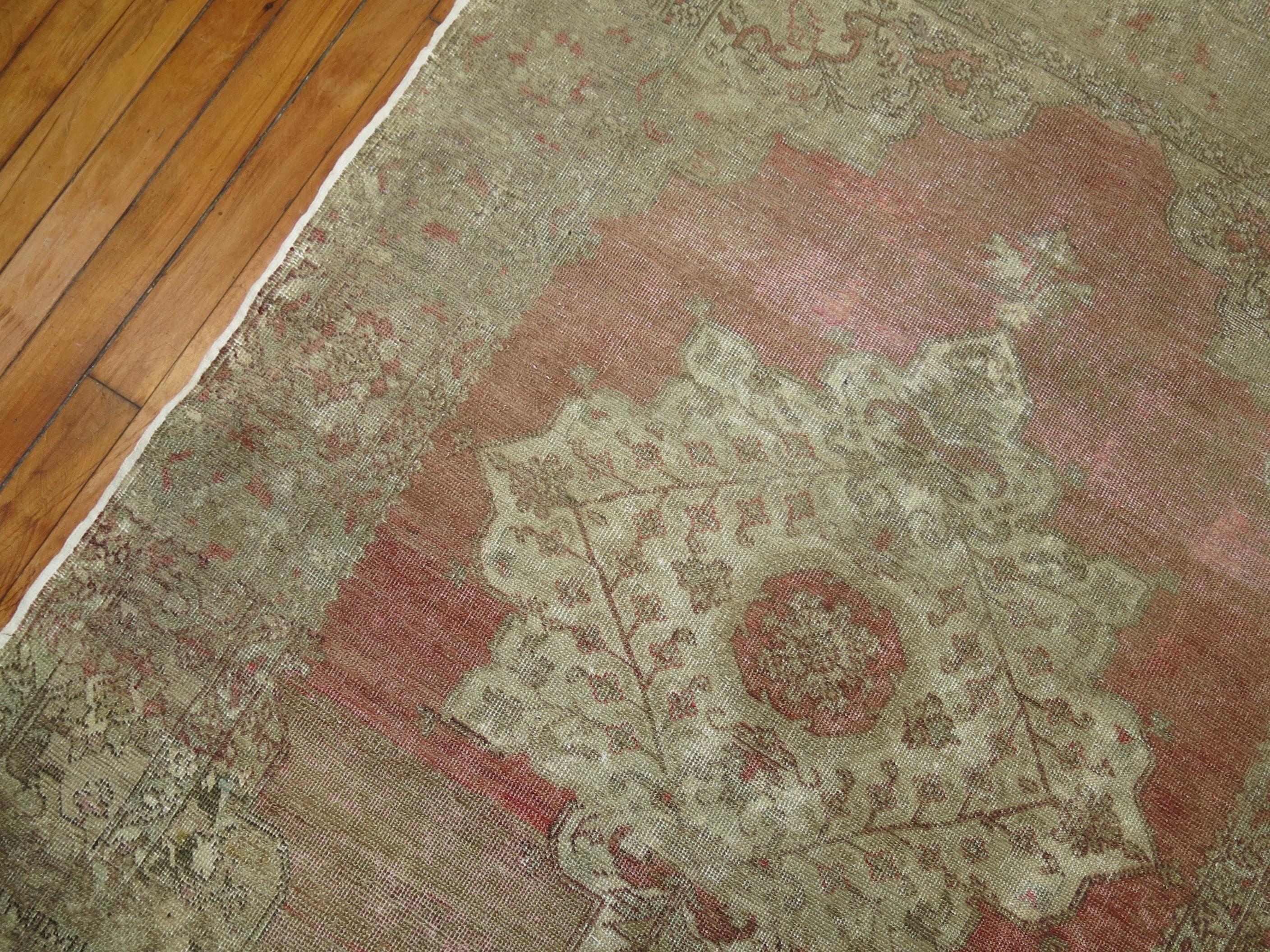 Soft Pink Turkish Oushak Rug In Fair Condition For Sale In New York, NY