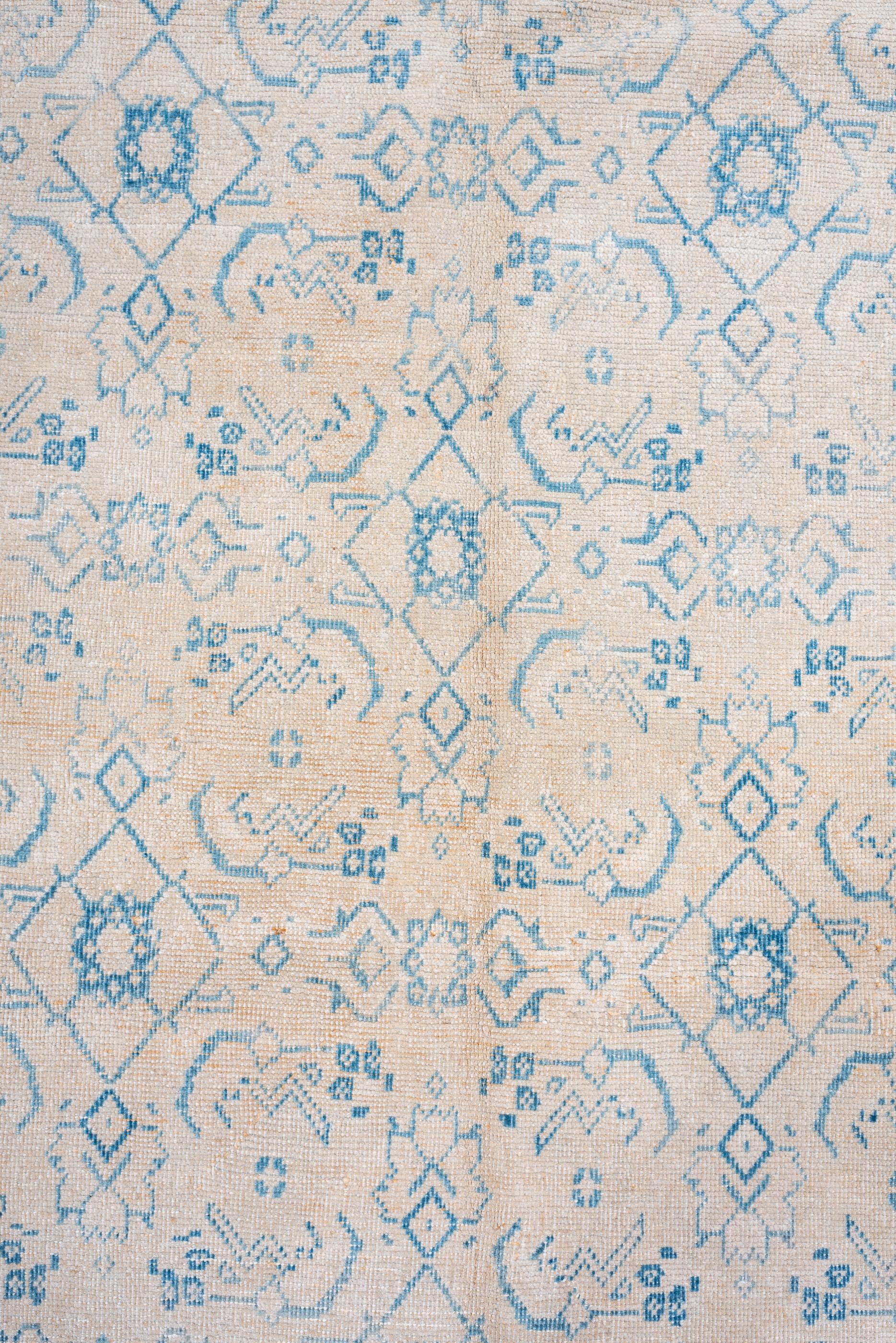 Hand-Knotted Soft Toned Antique Mahal  For Sale