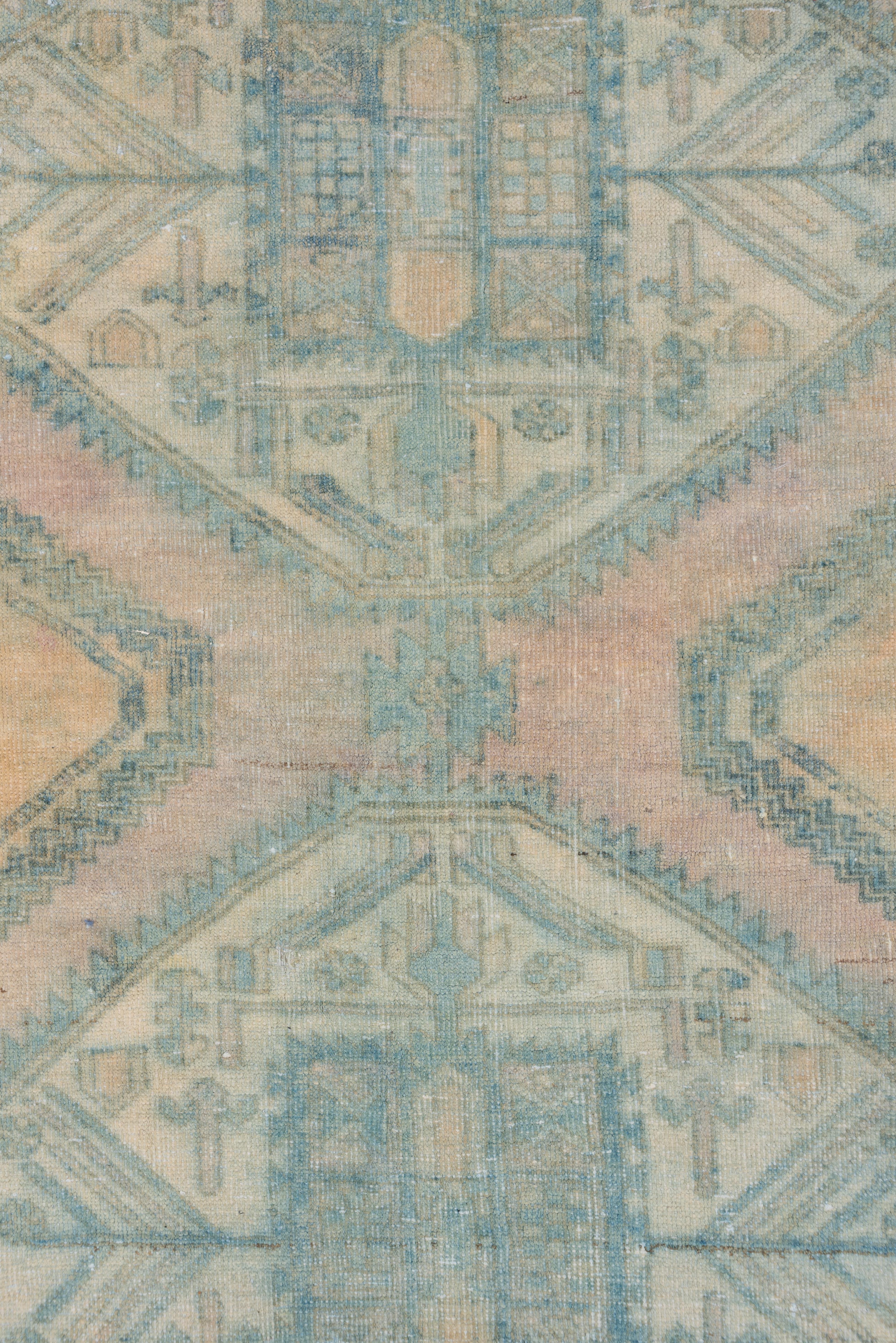 Persischer Afshar-Teppich mit weichem Stammesmotiv, Blau & Beige Palette im Zustand „Gut“ im Angebot in New York, NY