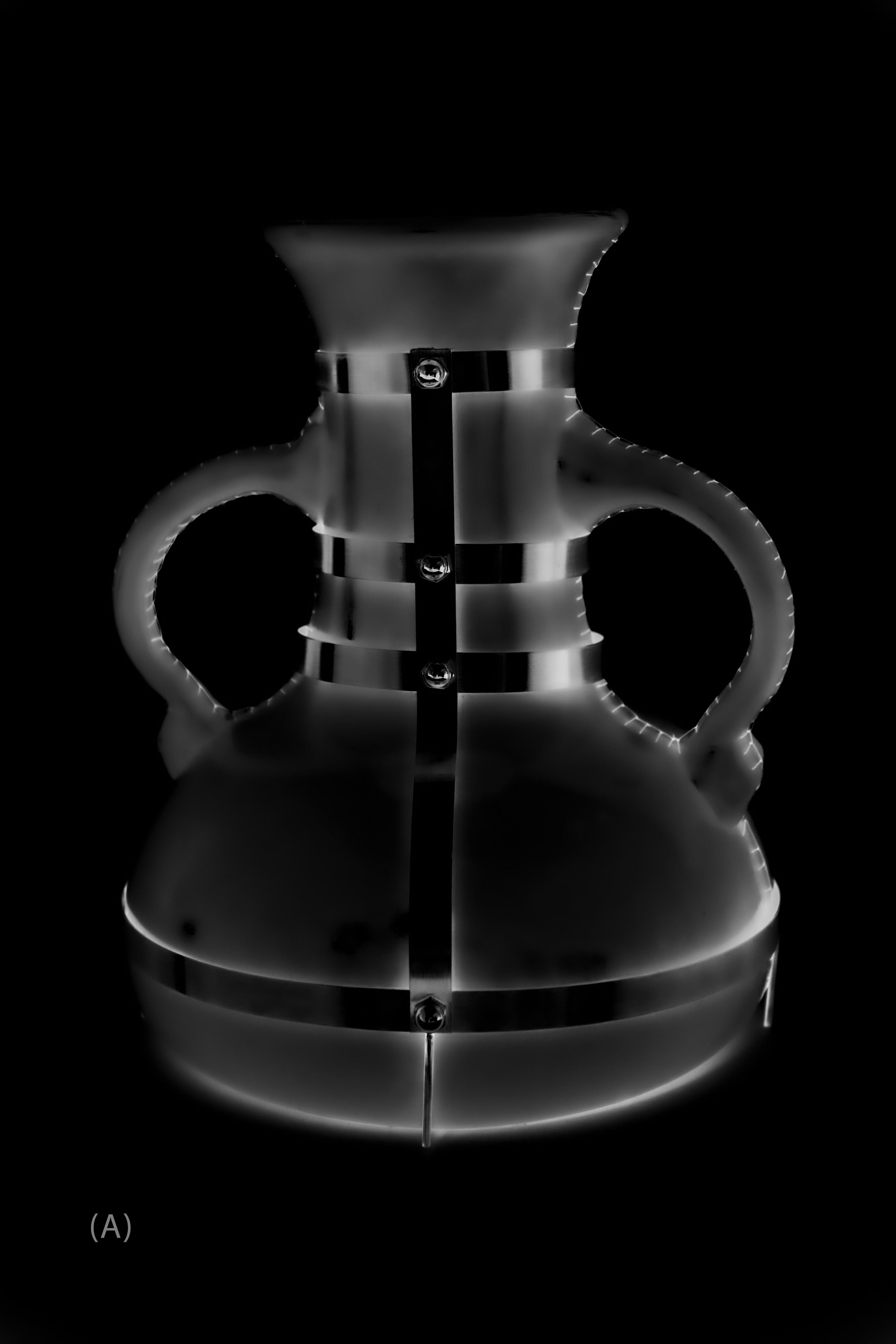 Acciaio inossidabile Vaso morbido Vaso scultoreo in vendita