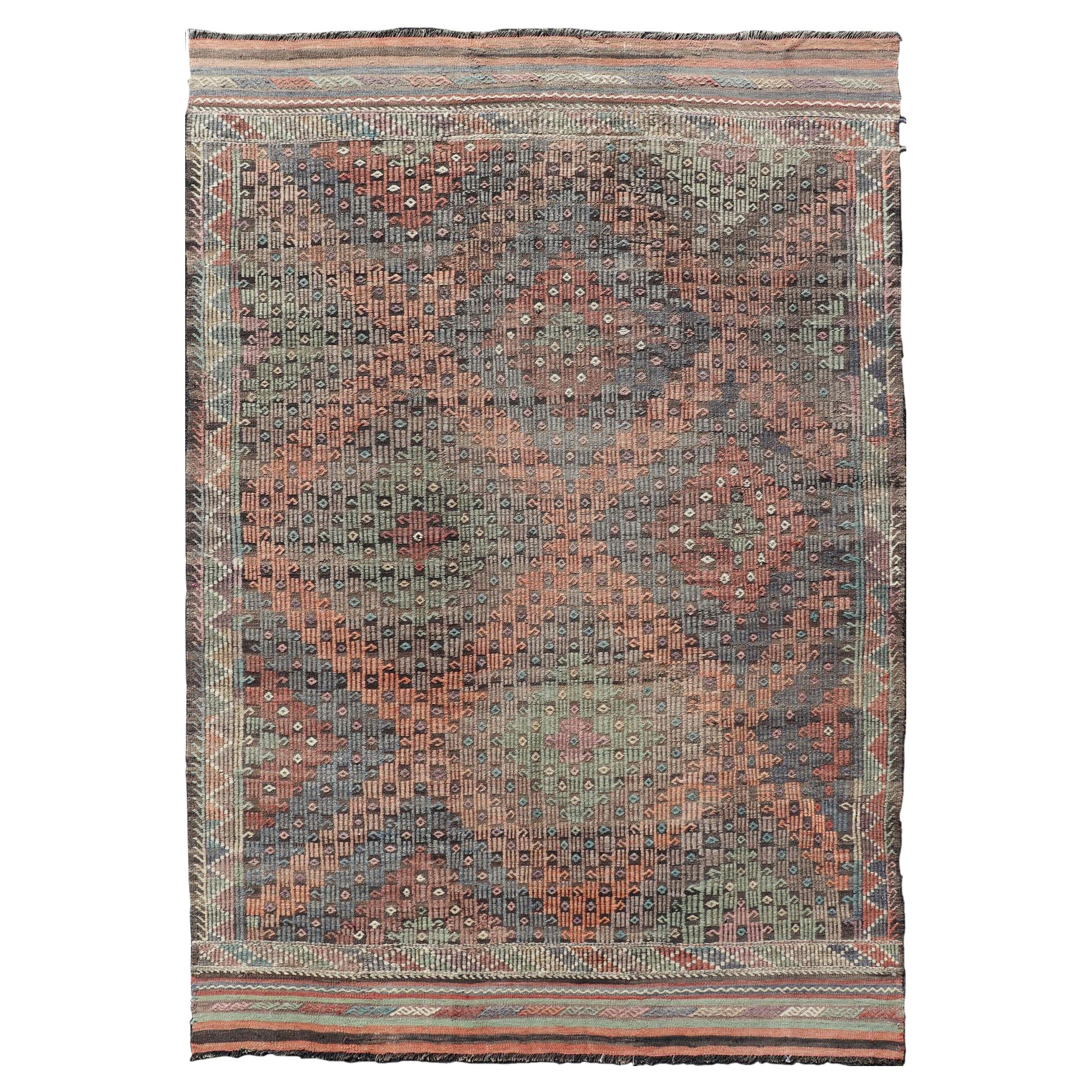 Softfarbener türkischer Vintage-Kelim-Teppich mit mehrschichtigen Diamanten bestickt