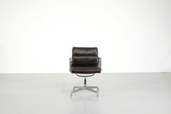 Softpad EA208 by Charles and Ray Eames for Le mobilier International - 1960s