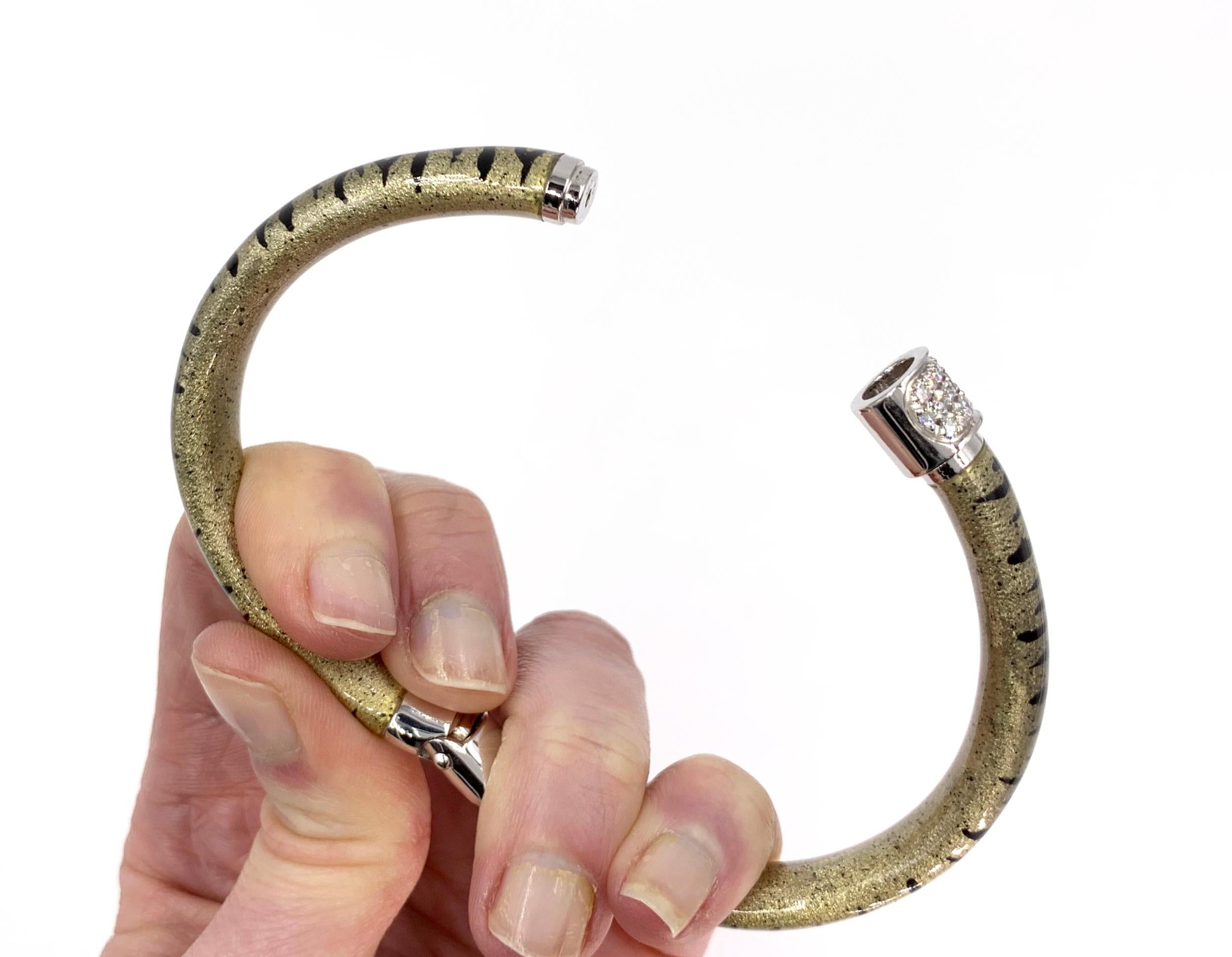 Women's Soho 18 Karat White Gold Diamond and Tiger Print Enamel Bangle Bracelet For Sale