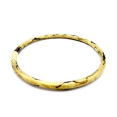 Soho 18K Gold Enamel Golden Calligraphic Stripe Bangle Bracelet, circa 2010