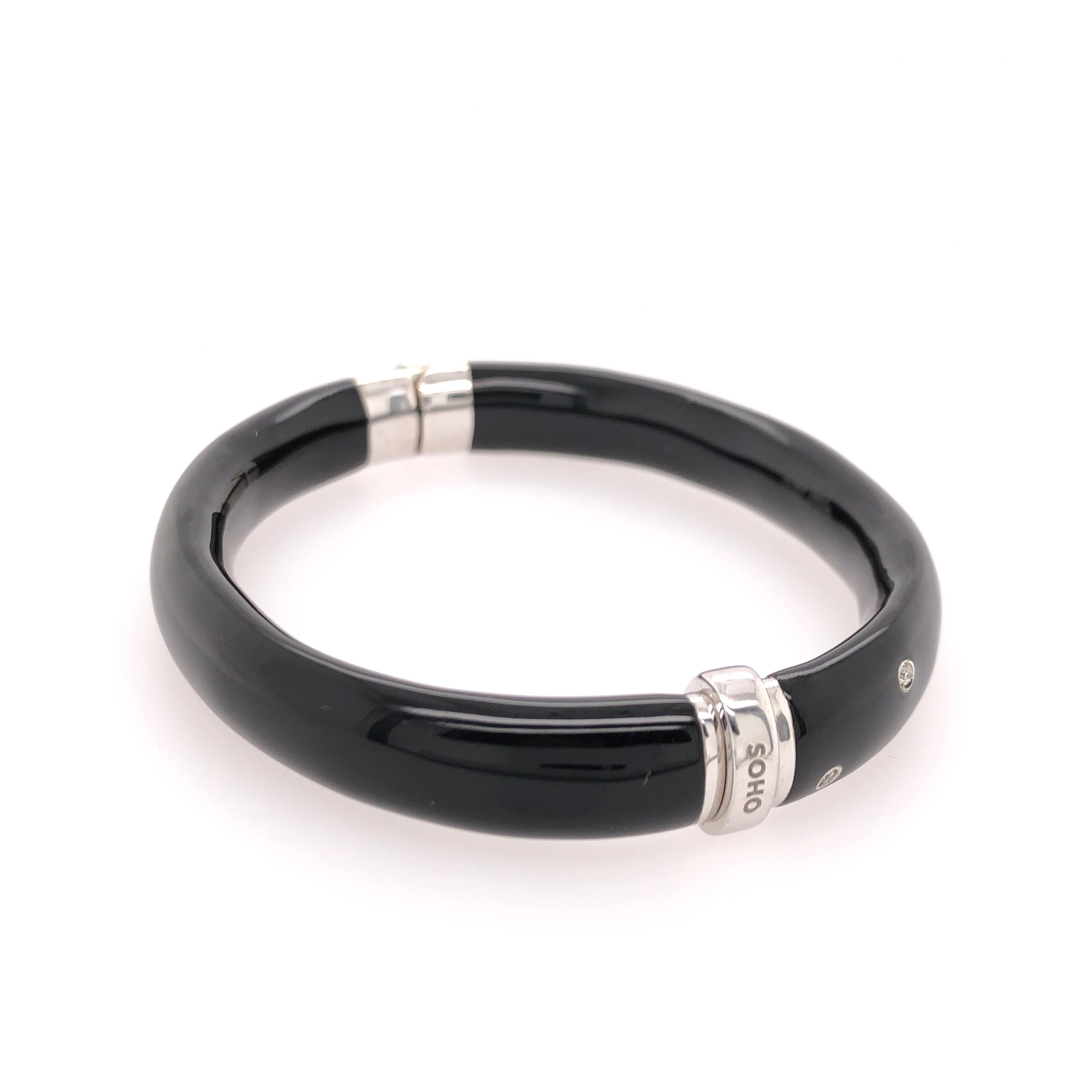 Soho Black Enamel Bangle Bracelet with Diamonds In New Condition In Dallas, TX