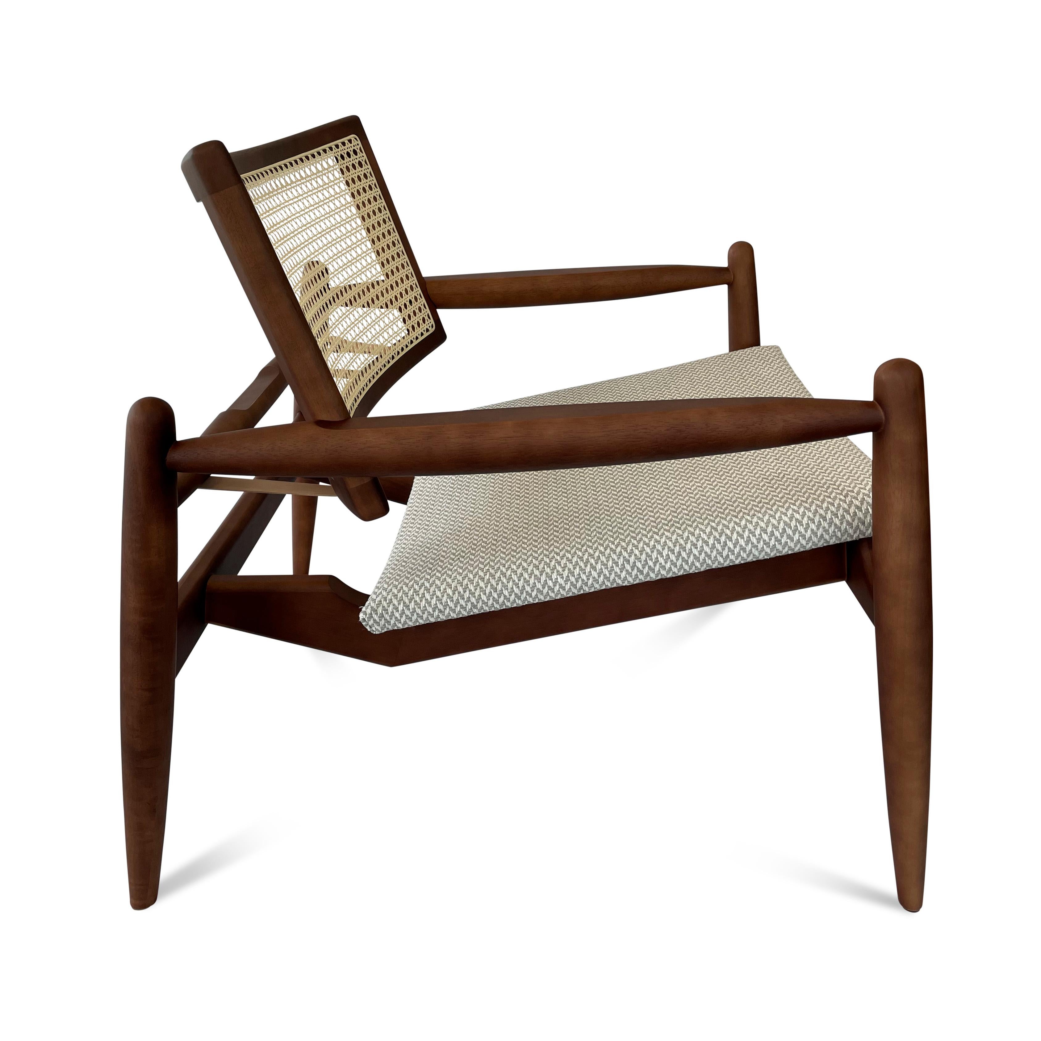 XXIe siècle et contemporain Chaise à dossier canné incurvé SOHO en Wood Wood et assise de chaise en tissu à chevrons en vente