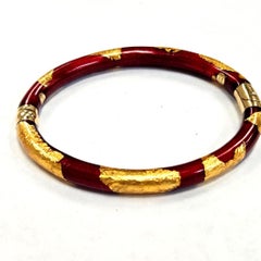 SOHO Jewelry 18 Karat Gold und rotes Emaille Scharnier-Armband, Made in Italy
