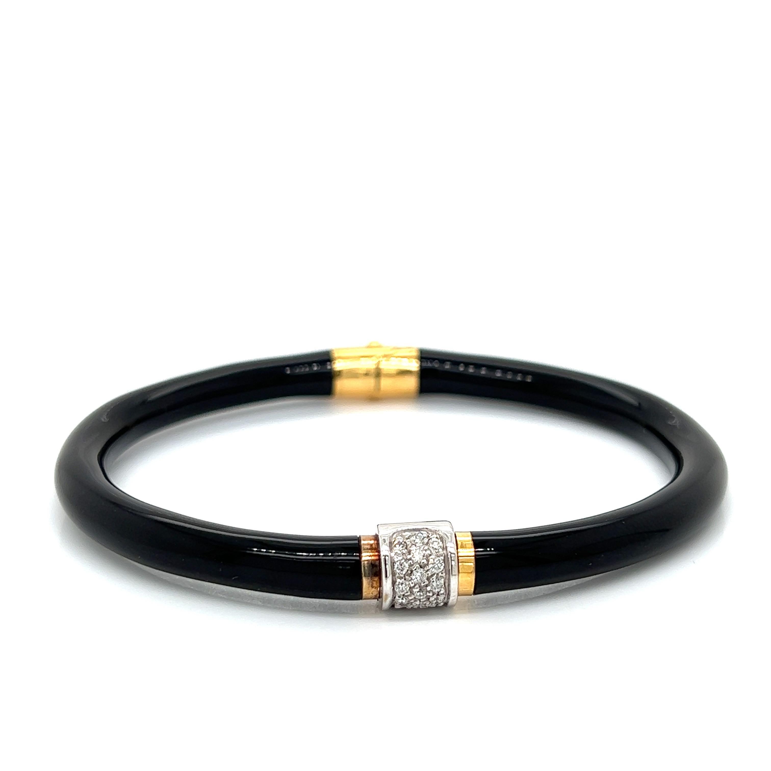 Taille ronde SOHO Of Italy Bracelet en émail noir et diamant de 0,15 ctw en vente