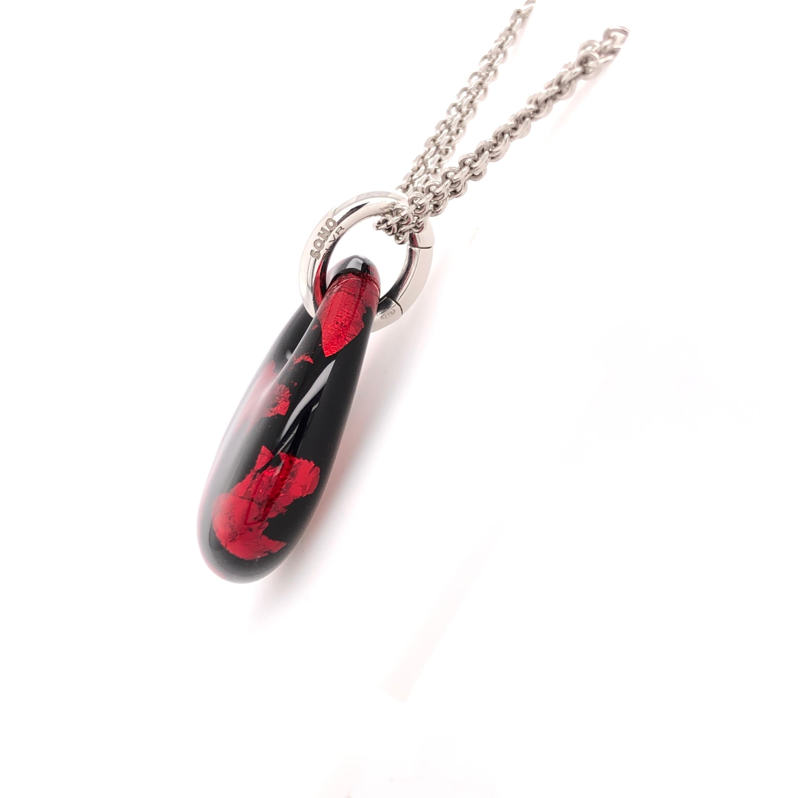 SOHO Red and Black Foliage Pendant In New Condition In Dallas, TX