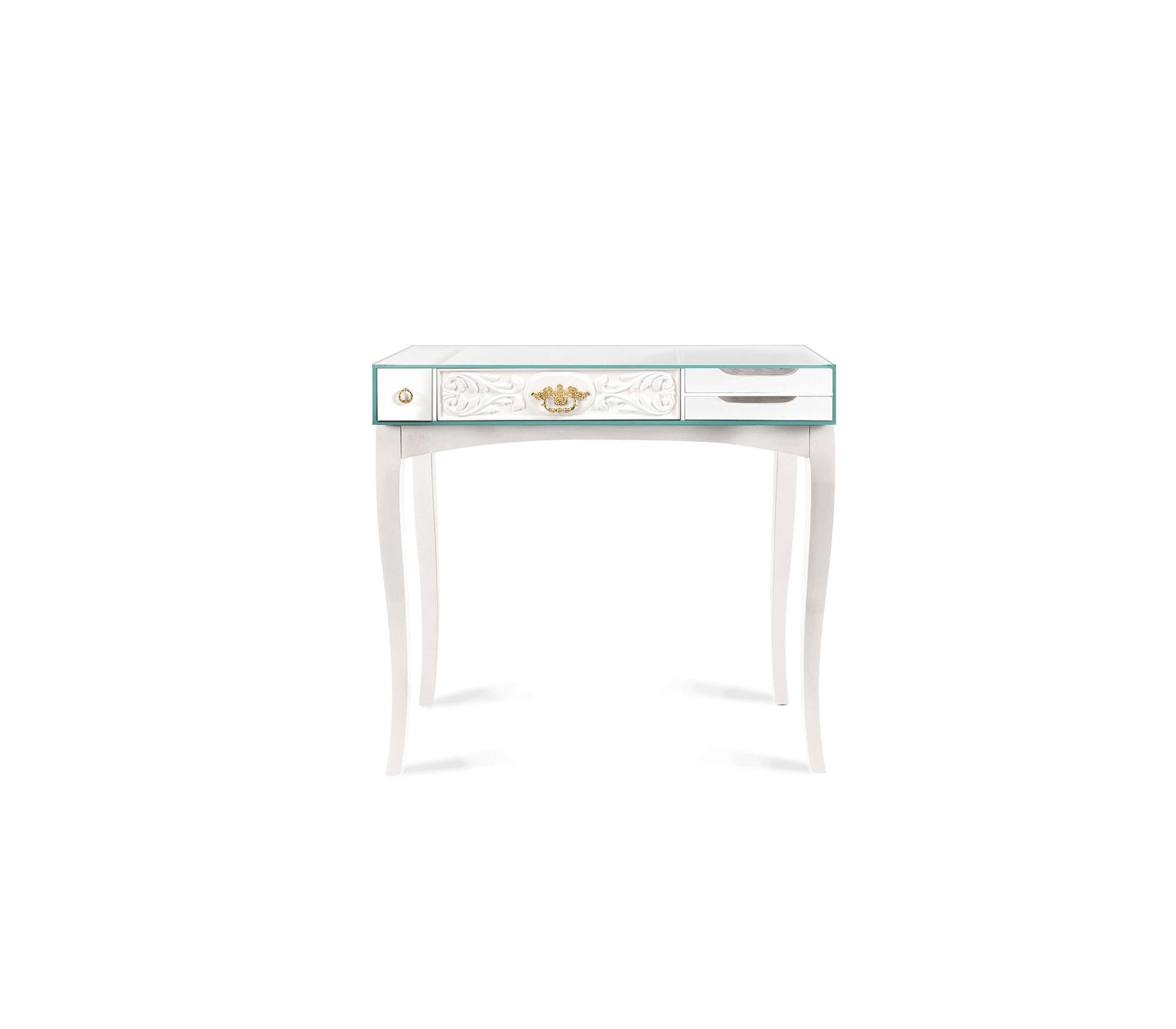 Intagliato Consolle SOHO White - Legno lavorato a mano, ottone foglia oro e vetro - Boca Do Lobo in vendita